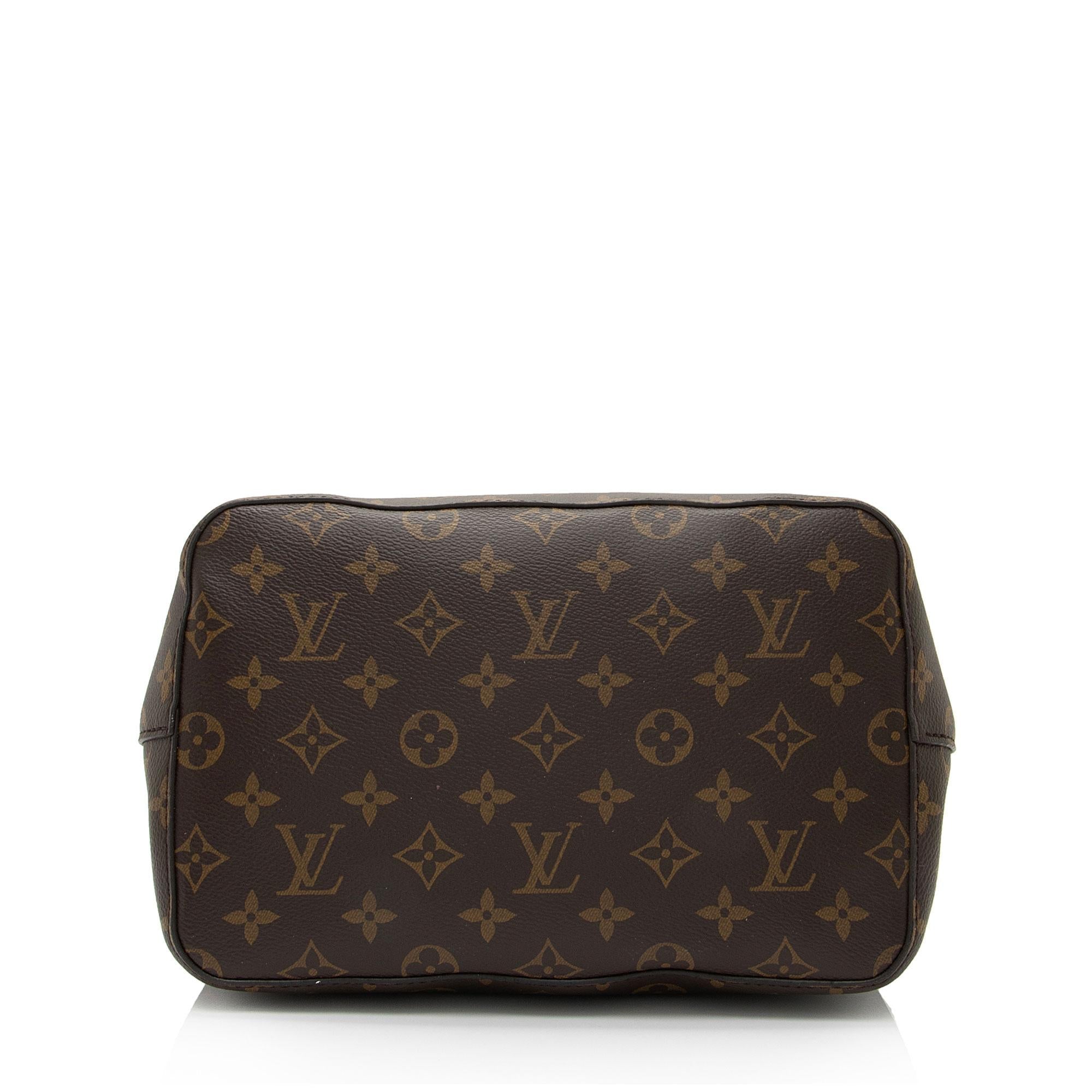 Louis Vuitton Monogram Canvas Neonoe Shoulder Bag (SHF-sAnURy)