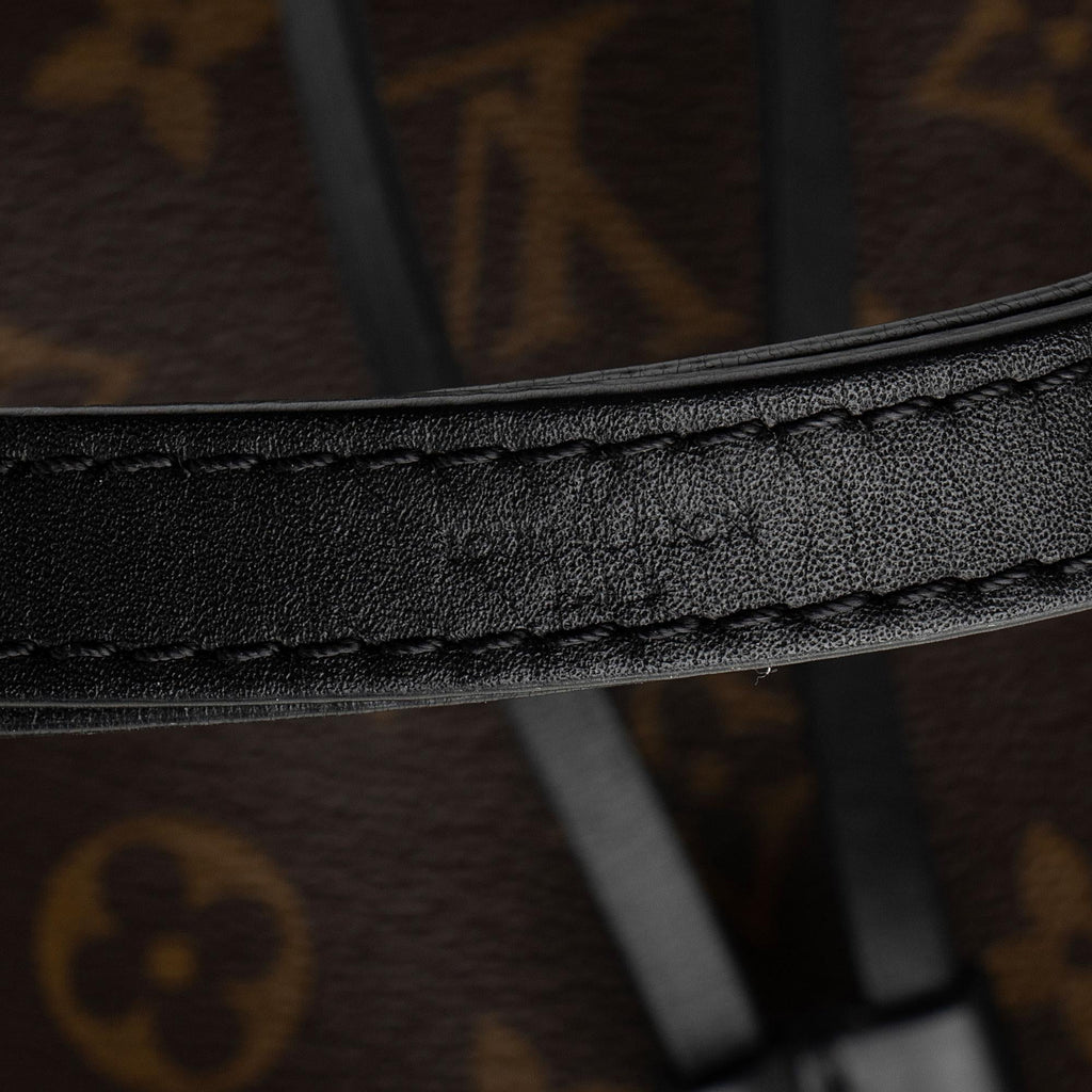 Louis Vuitton Monogram Canvas Neonoe Shoulder Bag (SHF-sAnURy)