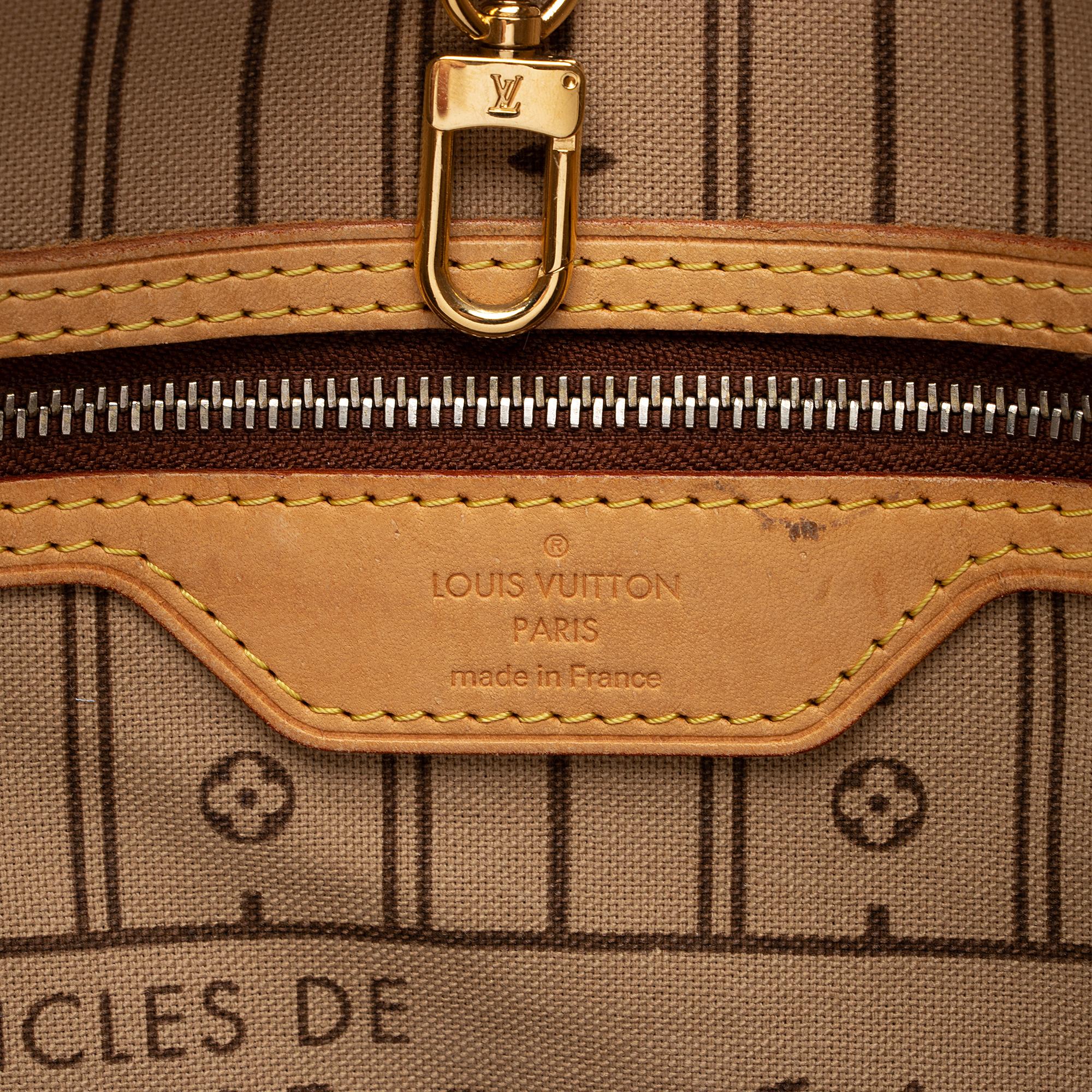 Louis Vuitton Monogram Canvas Neverfull GM Tote (SHF-UbRe16)