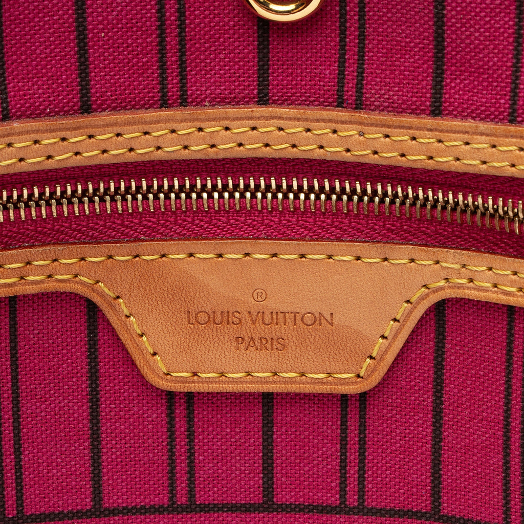 Louis Vuitton Monogram Canvas Neverfull GM Tote (SHF-c7qIyv)
