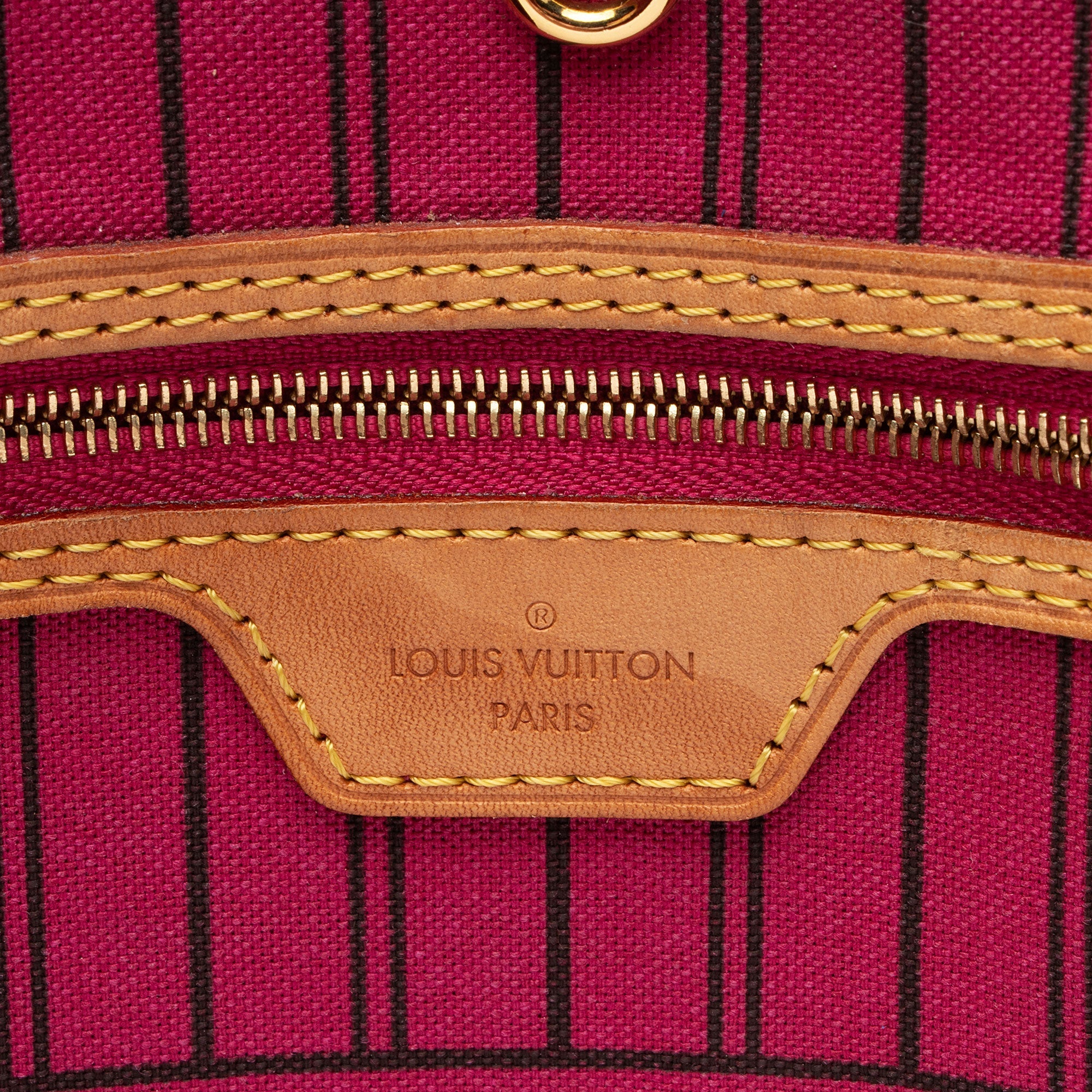 Louis Vuitton Monogram Canvas Neverfull GM Tote (SHF-c7qIyv)
