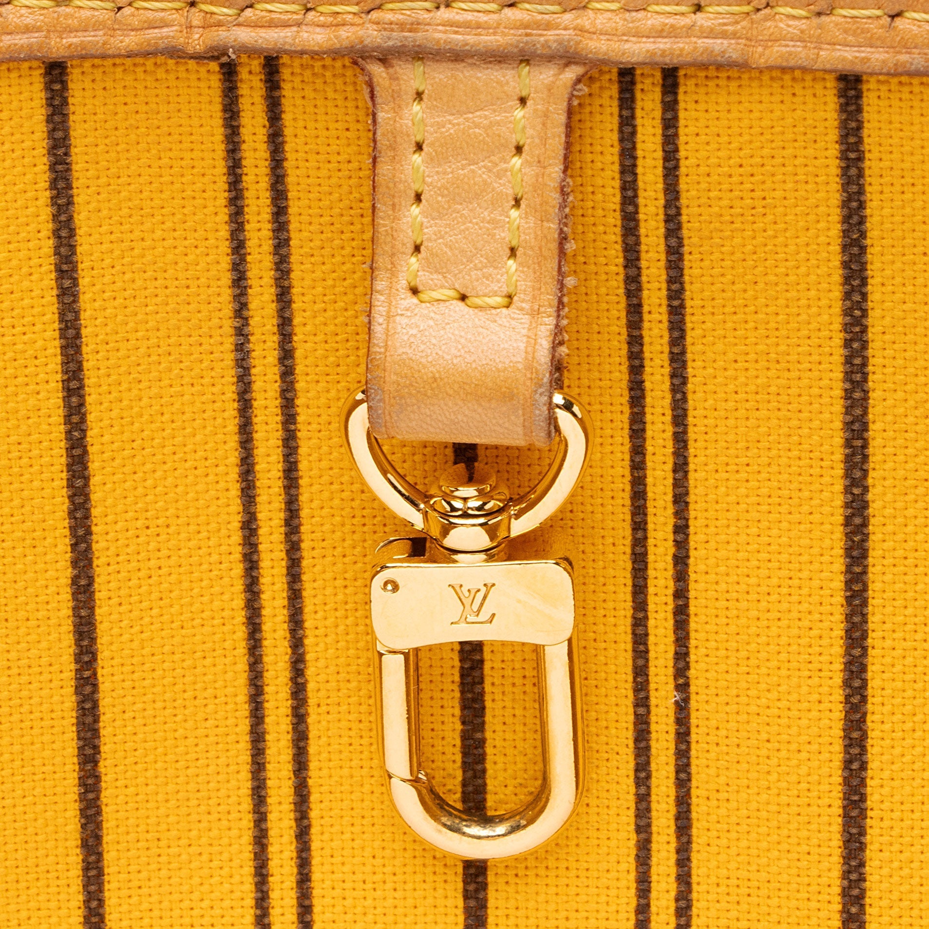 Louis Vuitton Monogram Canvas Neverfull GM Tote (SHF-HyPBTF)