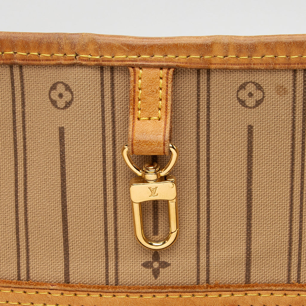 Louis Vuitton Monogram Canvas Neverfull GM Tote (SHF-qytcSN)