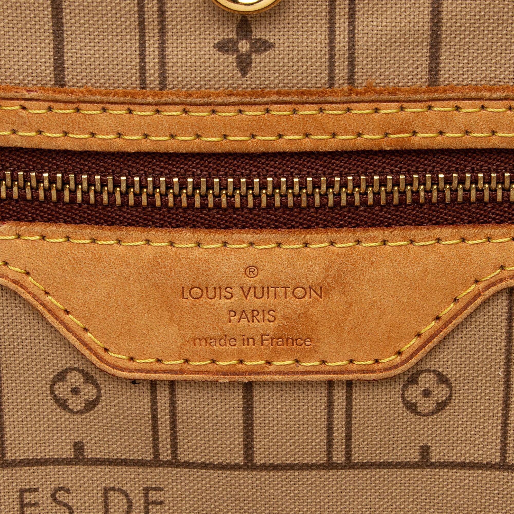 Louis Vuitton Monogram Canvas Neverfull GM Tote (SHF-qytcSN)