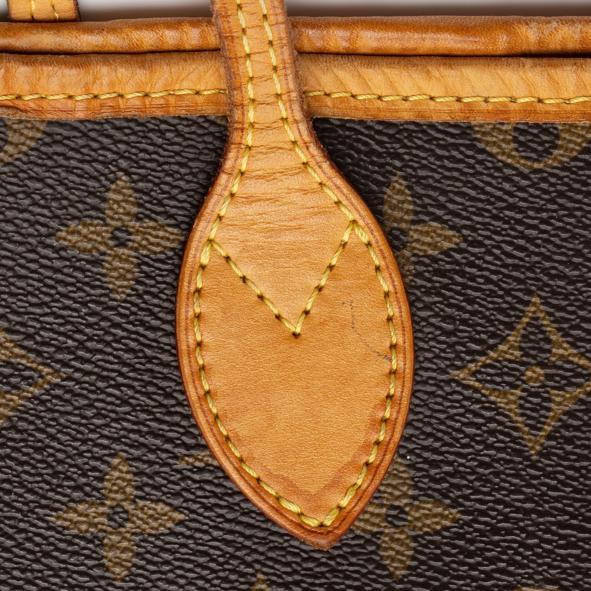 Louis Vuitton Monogram Canvas Neverfull GM Tote (SHF-5Vw3sk)
