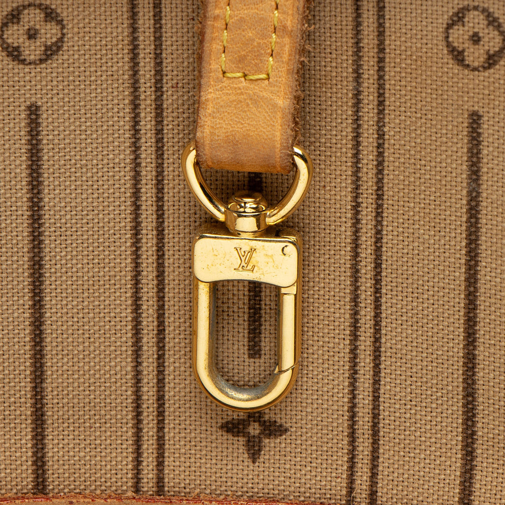Louis Vuitton Monogram Canvas Neverfull GM Tote (SHF-PXYjw3)