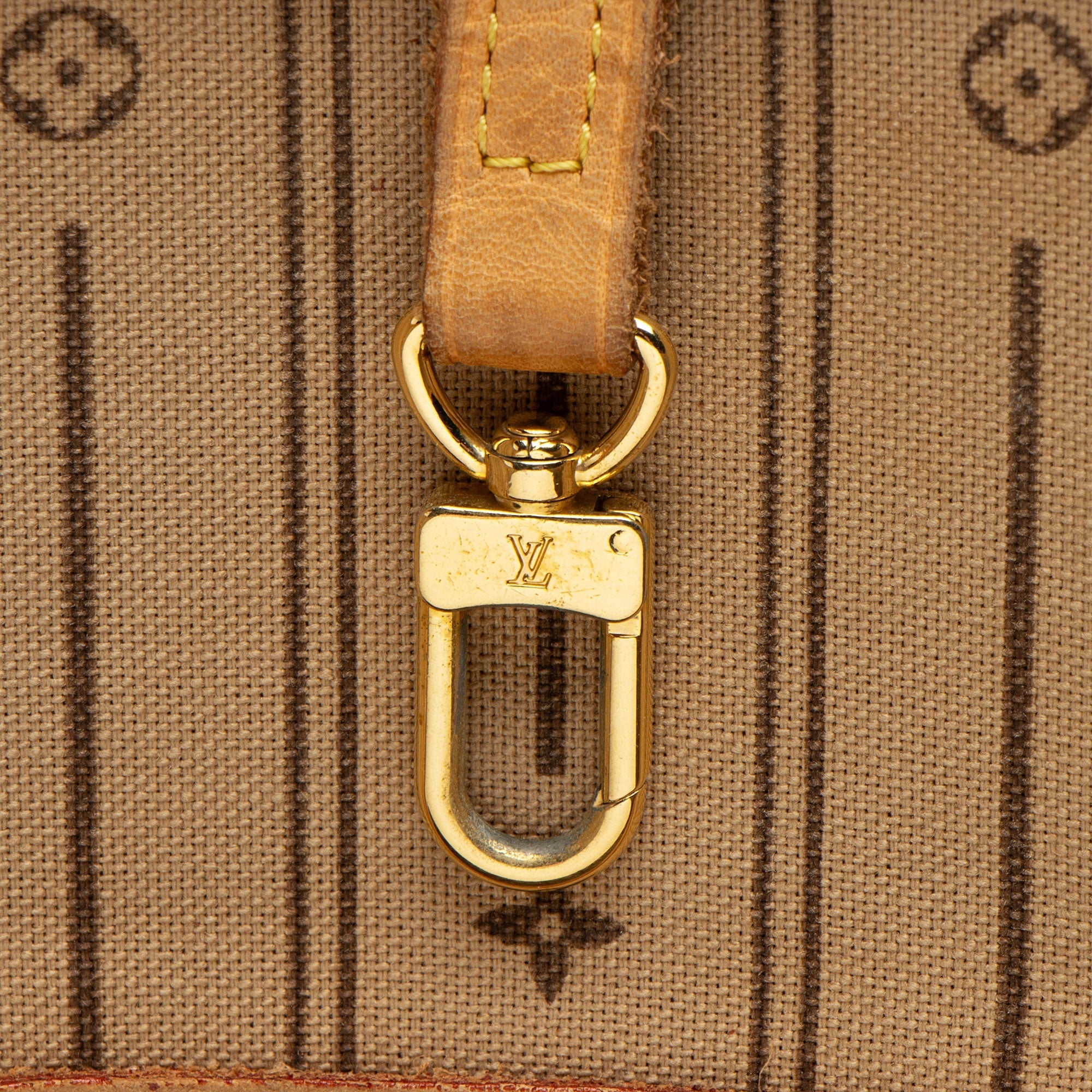 Louis Vuitton Monogram Canvas Neverfull GM Tote (SHF-PXYjw3)