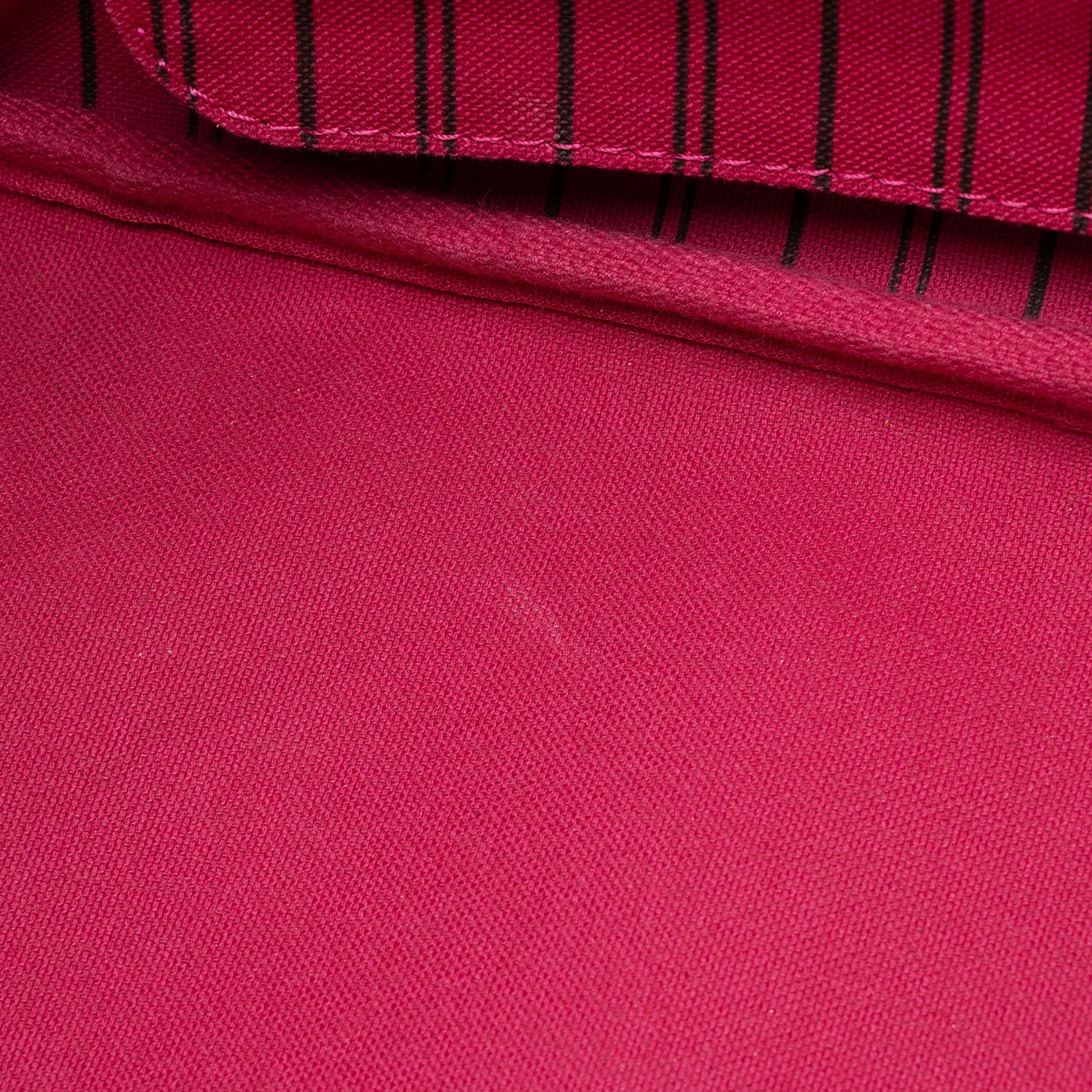Louis Vuitton Monogram Canvas Neverfull GM Tote (SHF-O1LW0Q)