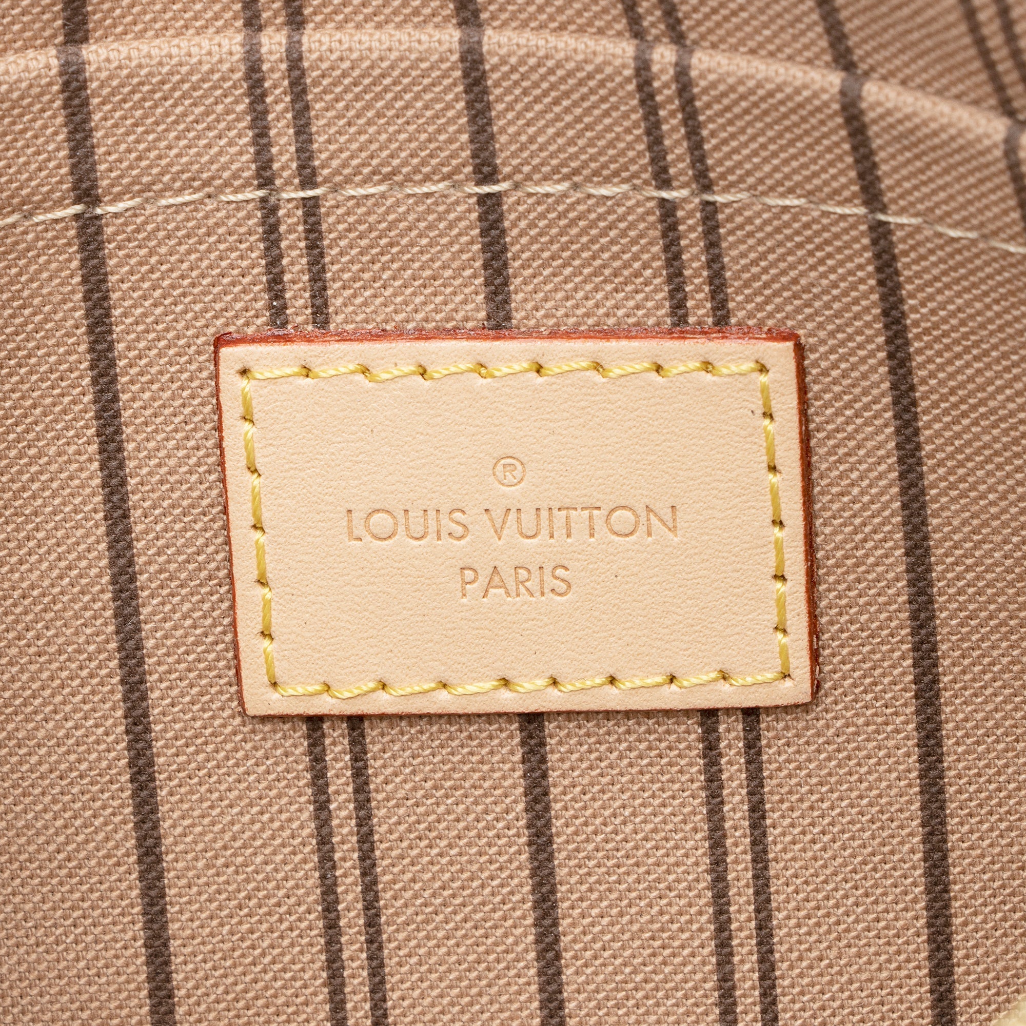 Louis Vuitton Monogram Canvas Neverfull MM Pochette (SHF-22196)