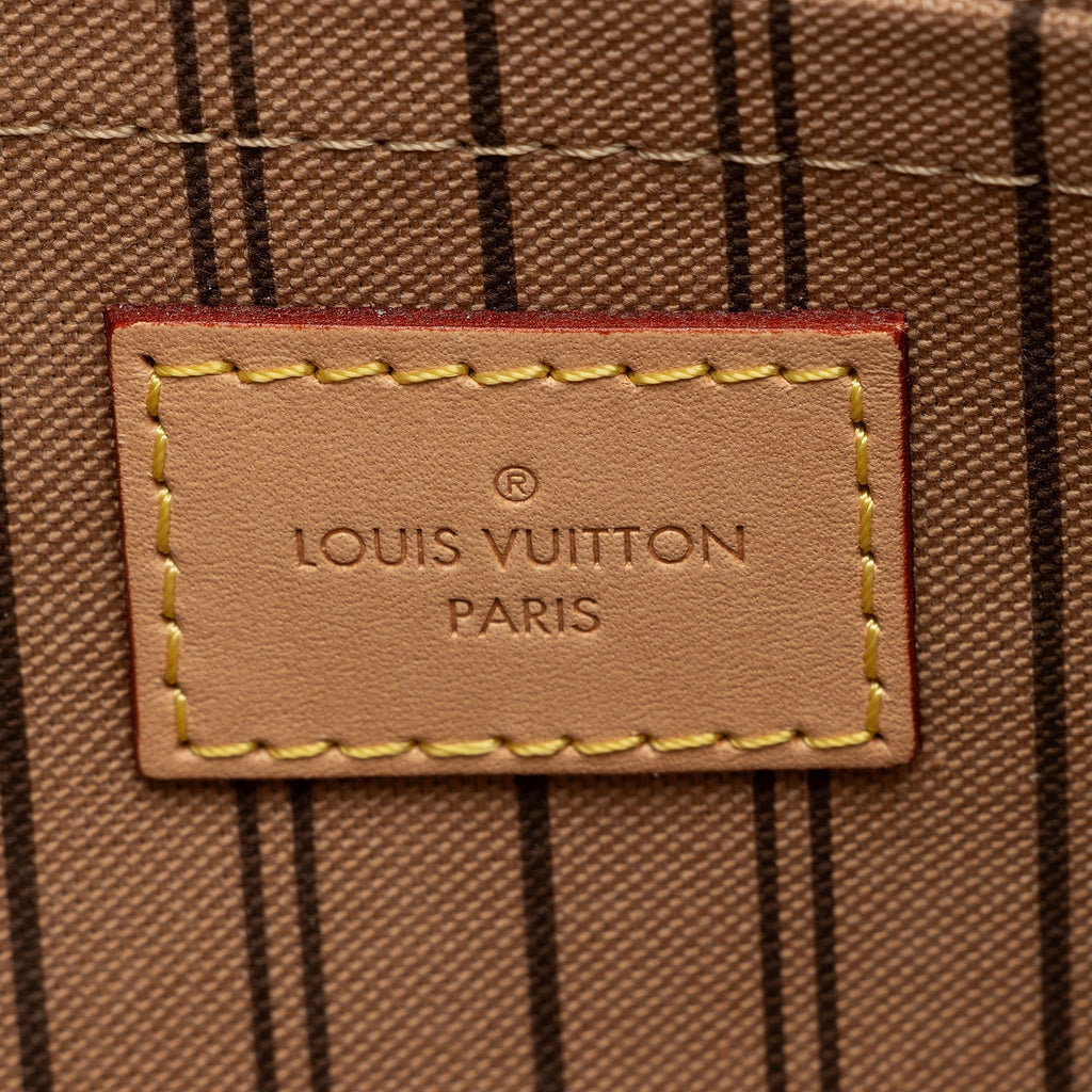 Louis Vuitton Monogram Canvas Neverfull MM Pochette (SHF-gynDV8)