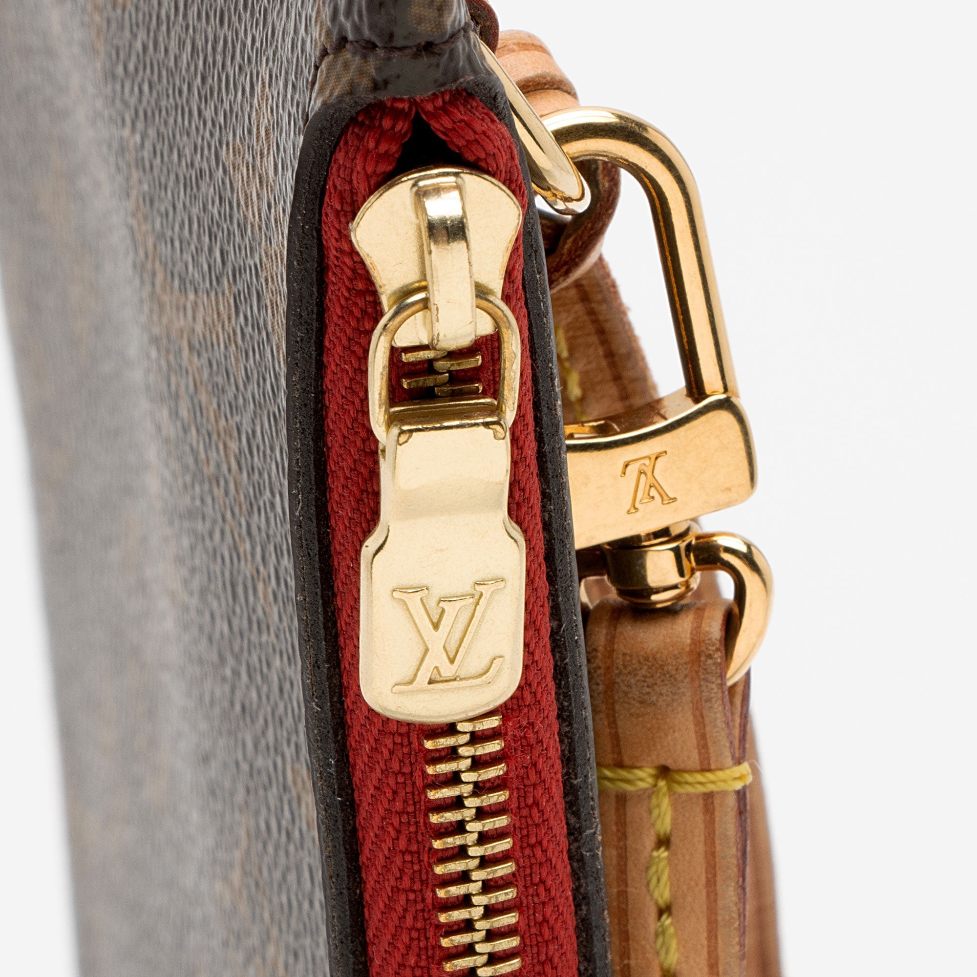 Louis Vuitton Monogram Canvas Neverfull MM Pochette (SHF-po36tM)