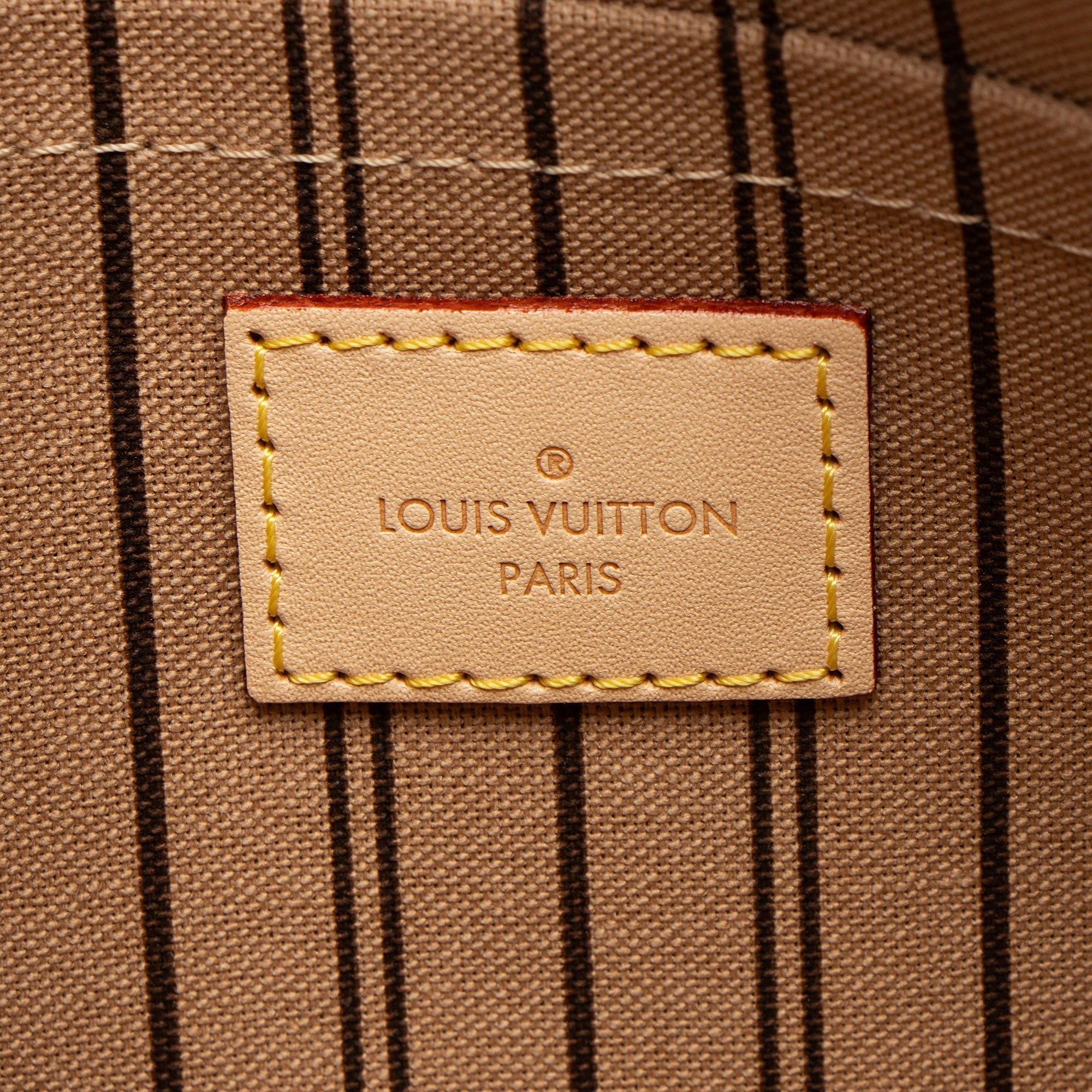 Louis Vuitton Monogram Canvas Neverfull MM Pochette (SHF-Jaeu3s)