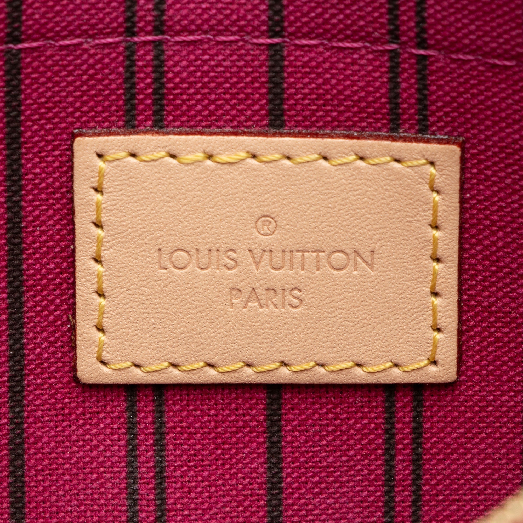 Louis Vuitton Monogram Canvas Neverfull MM Pochette (SHF-2yhORo)