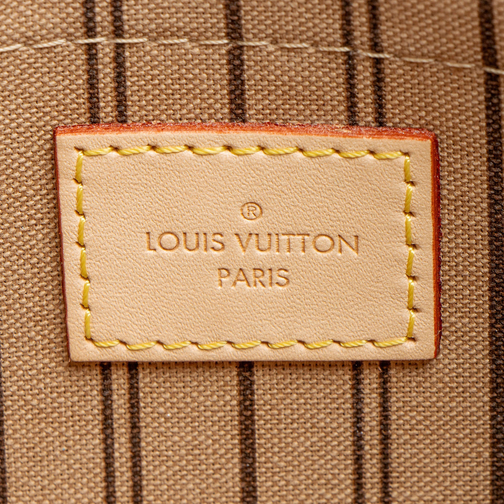 Louis Vuitton Monogram Canvas Neverfull MM Pochette