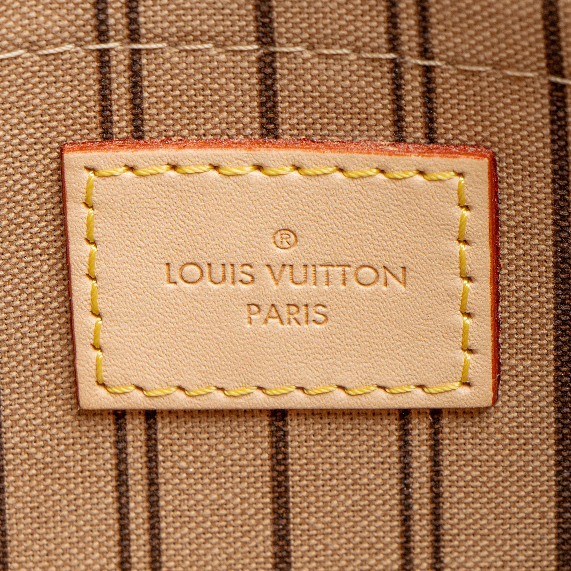 Louis Vuitton Monogram Canvas Neverfull MM Pochette