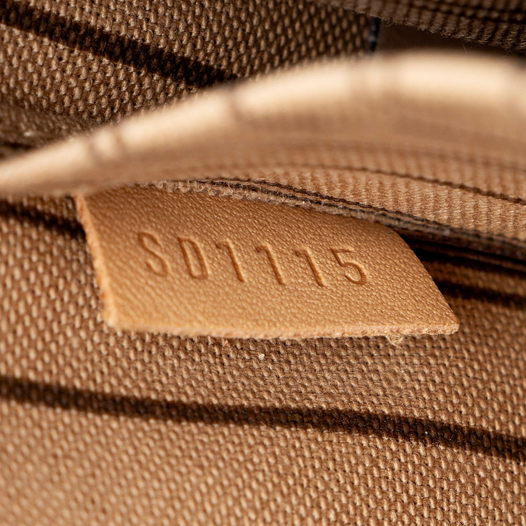 Louis Vuitton Monogram Canvas Neverfull MM Pochette