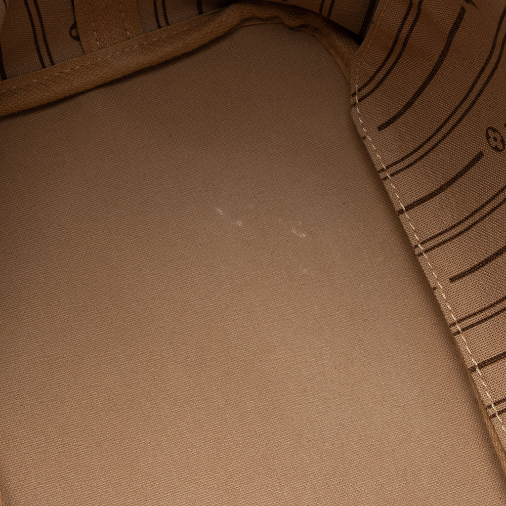 Louis Vuitton Monogram Canvas Neverfull MM Tote (SHF-23715)