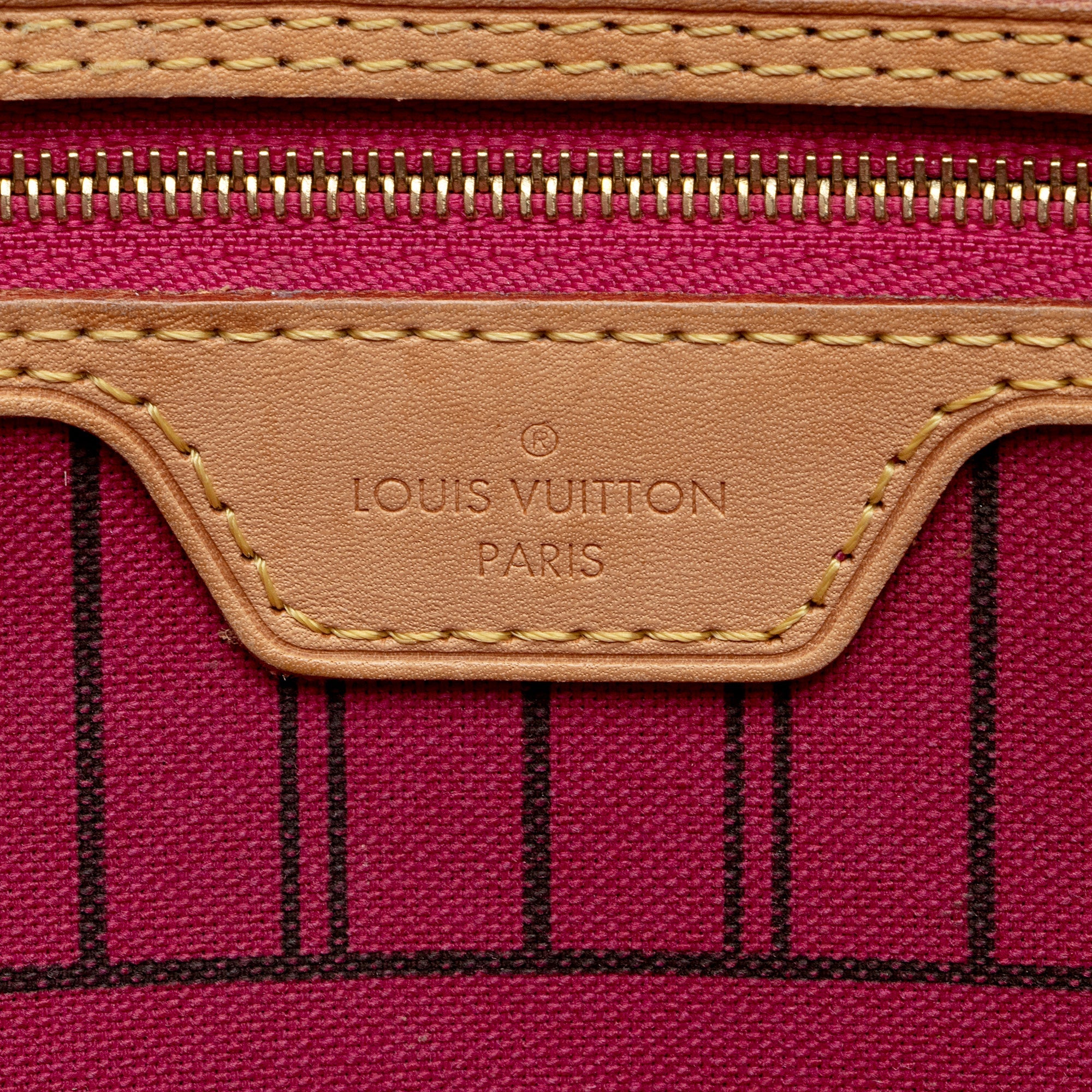 Louis Vuitton Monogram Canvas Neverfull MM Tote (SHF-4OIas4)