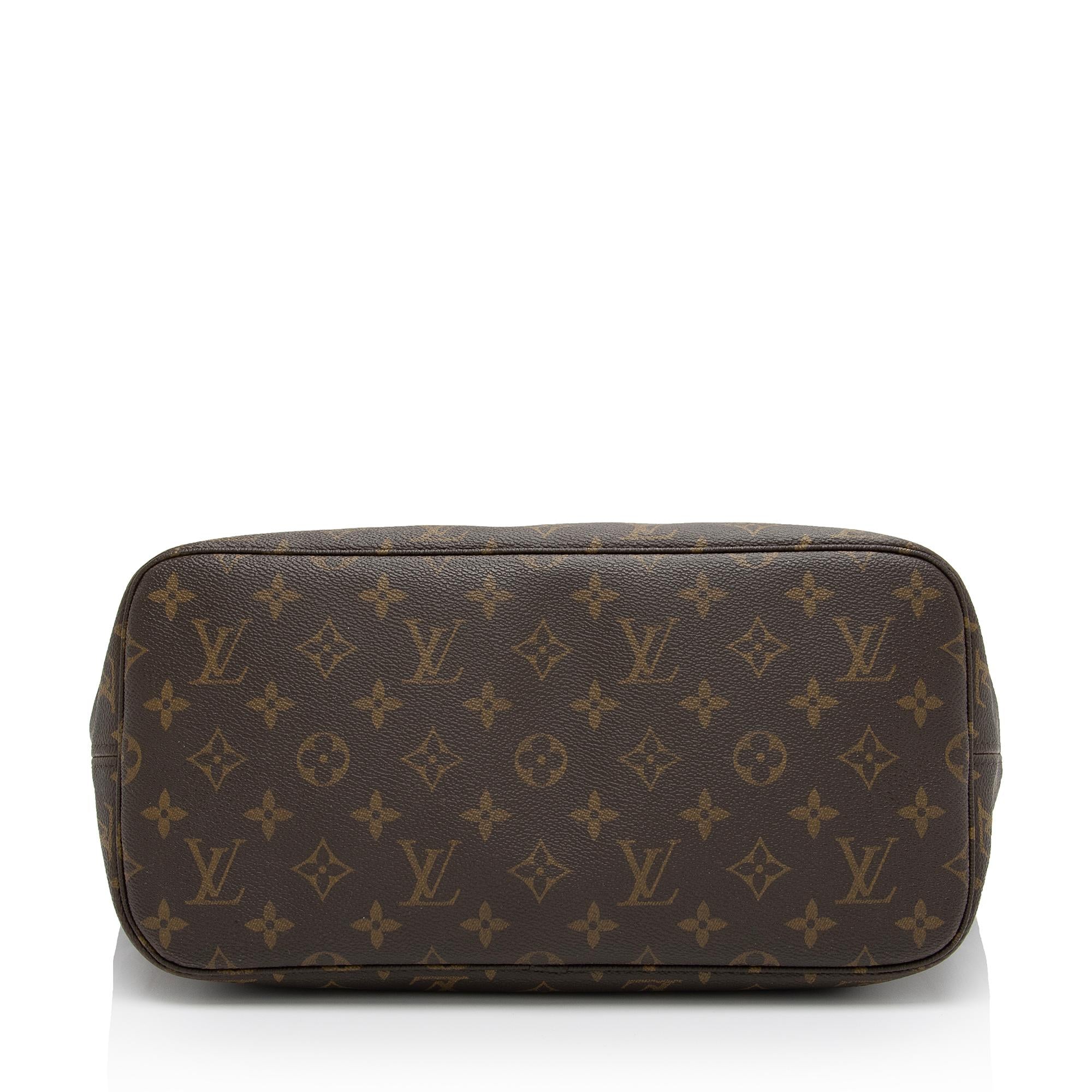 Louis Vuitton Monogram Canvas Neverfull MM Tote (SHF-HpIz6U)