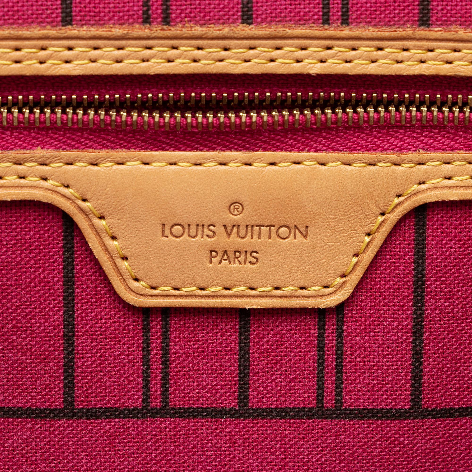 Louis Vuitton Monogram Canvas Neverfull MM Tote (SHF-iwDHmu)