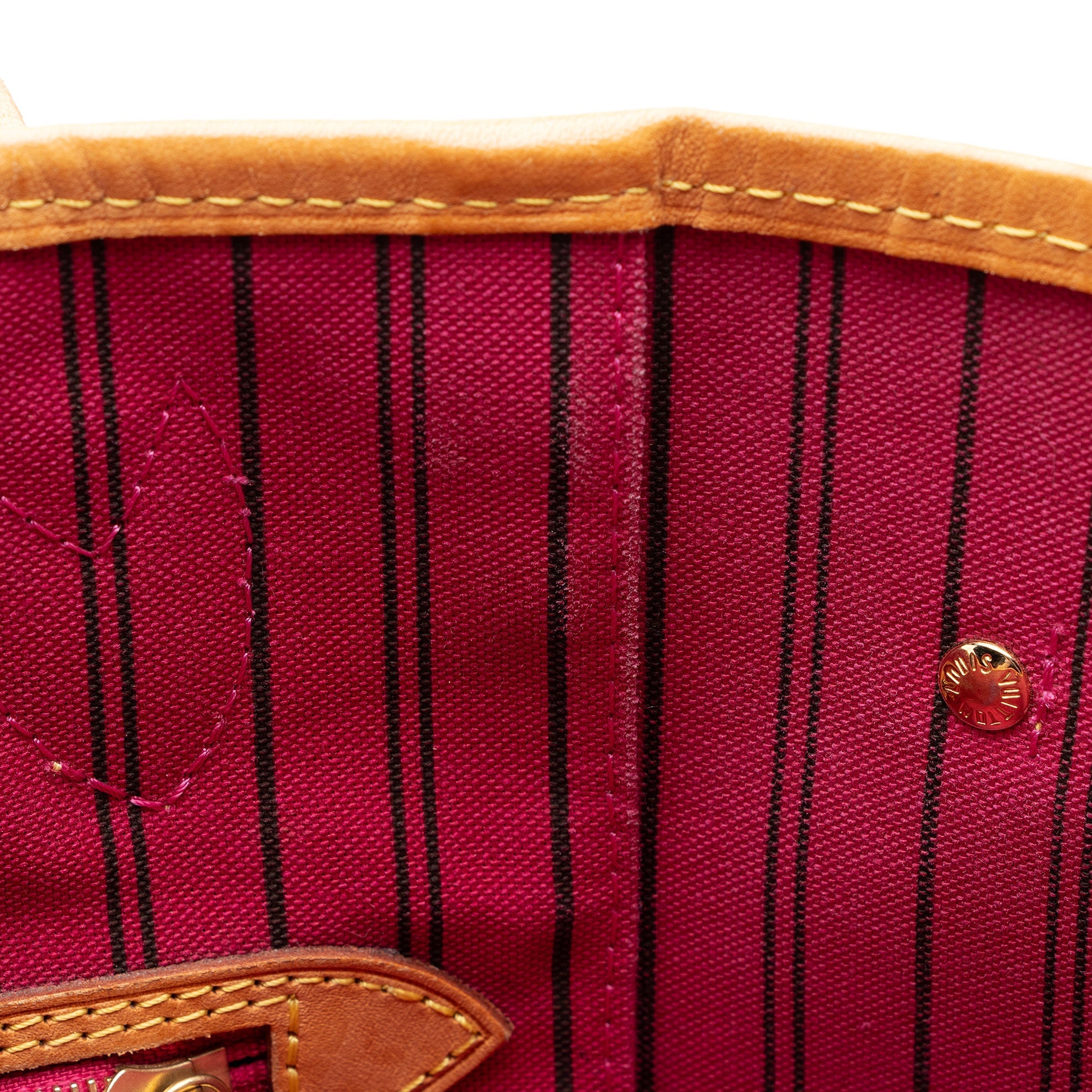 Louis Vuitton Monogram Canvas Neverfull MM Tote (SHF-Rk0aBf)