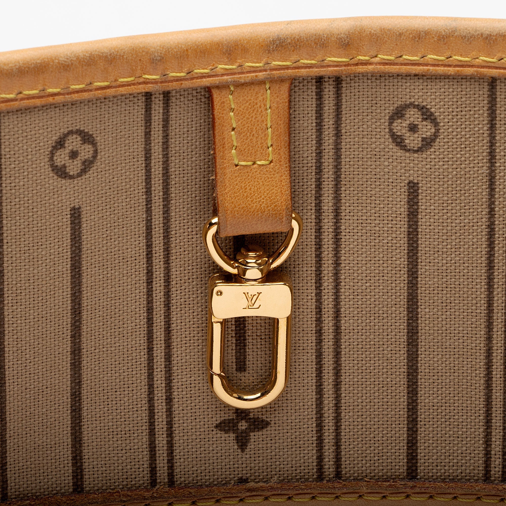 Louis Vuitton Monogram Canvas Neverfull MM Tote (SHF-kQzrek)