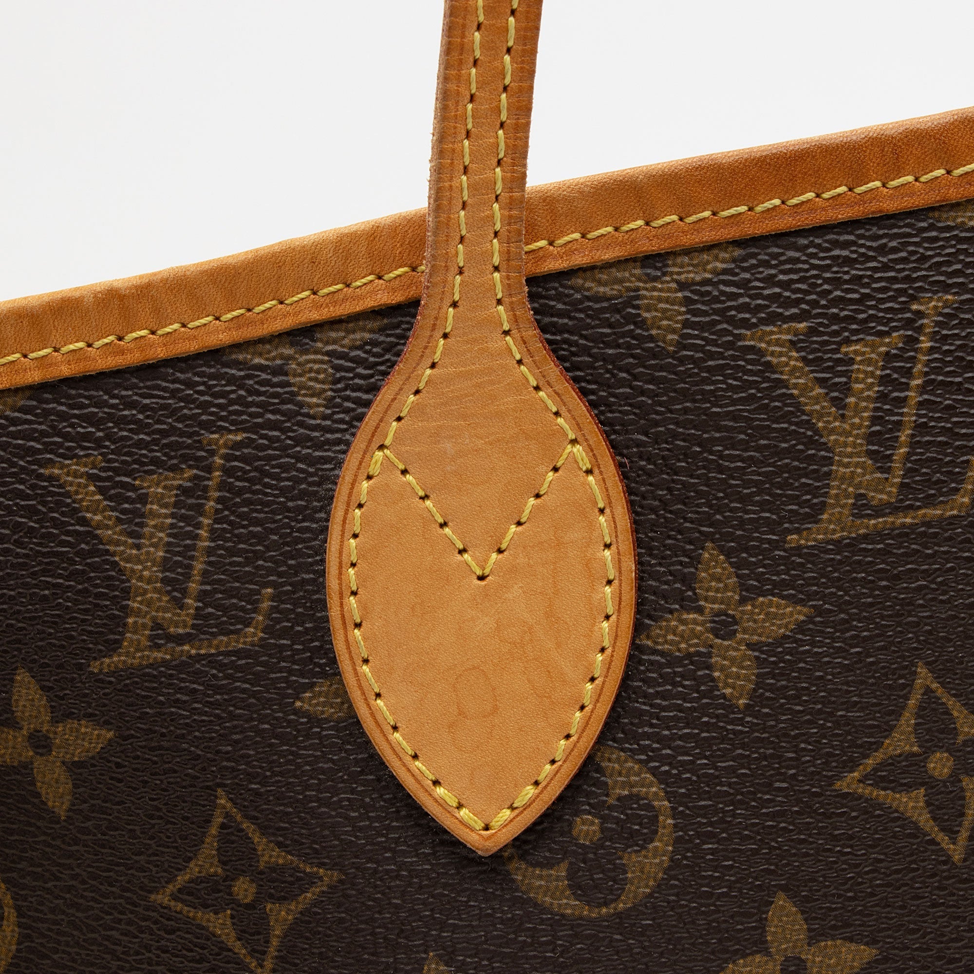 Louis Vuitton Monogram Canvas Neverfull MM Tote (SHF-jGOi4T)