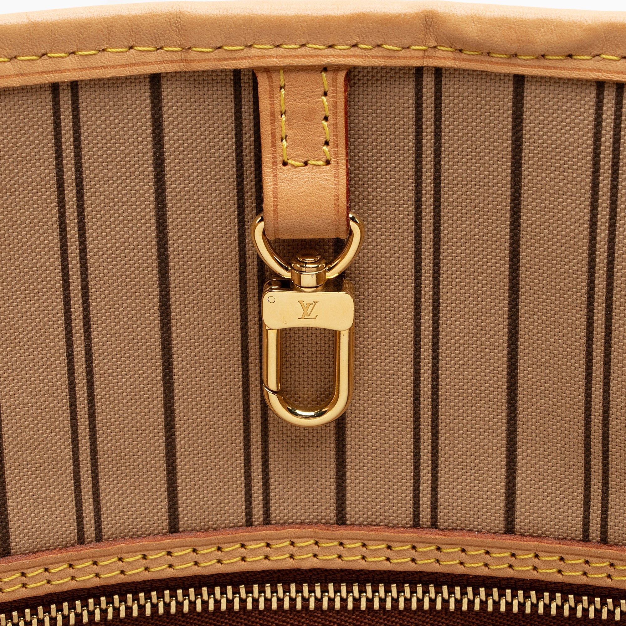Louis Vuitton Monogram Canvas Neverfull MM Tote (SHF-tqTLZz)
