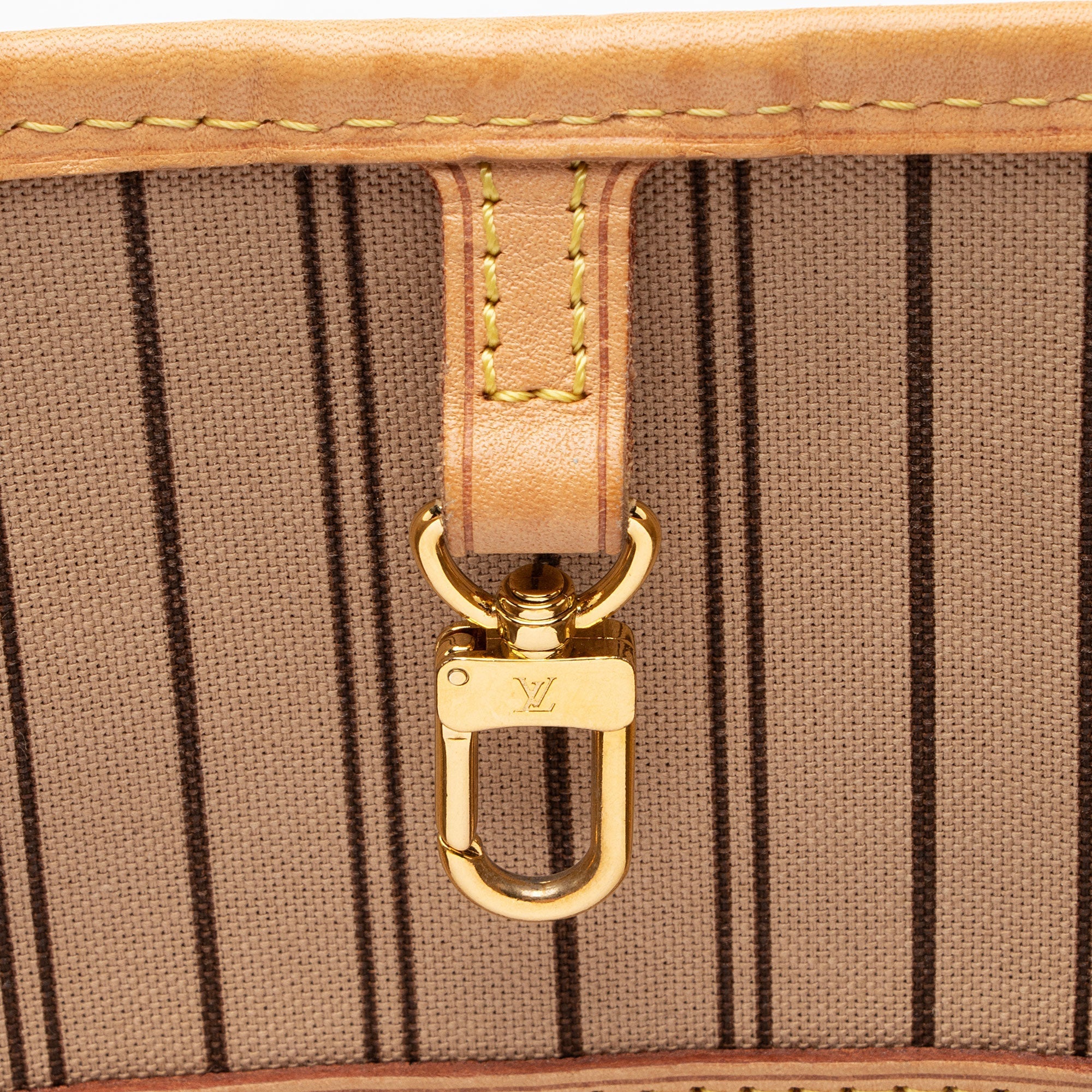 Louis Vuitton Monogram Canvas Neverfull MM Tote (SHF-Z6qLqA)