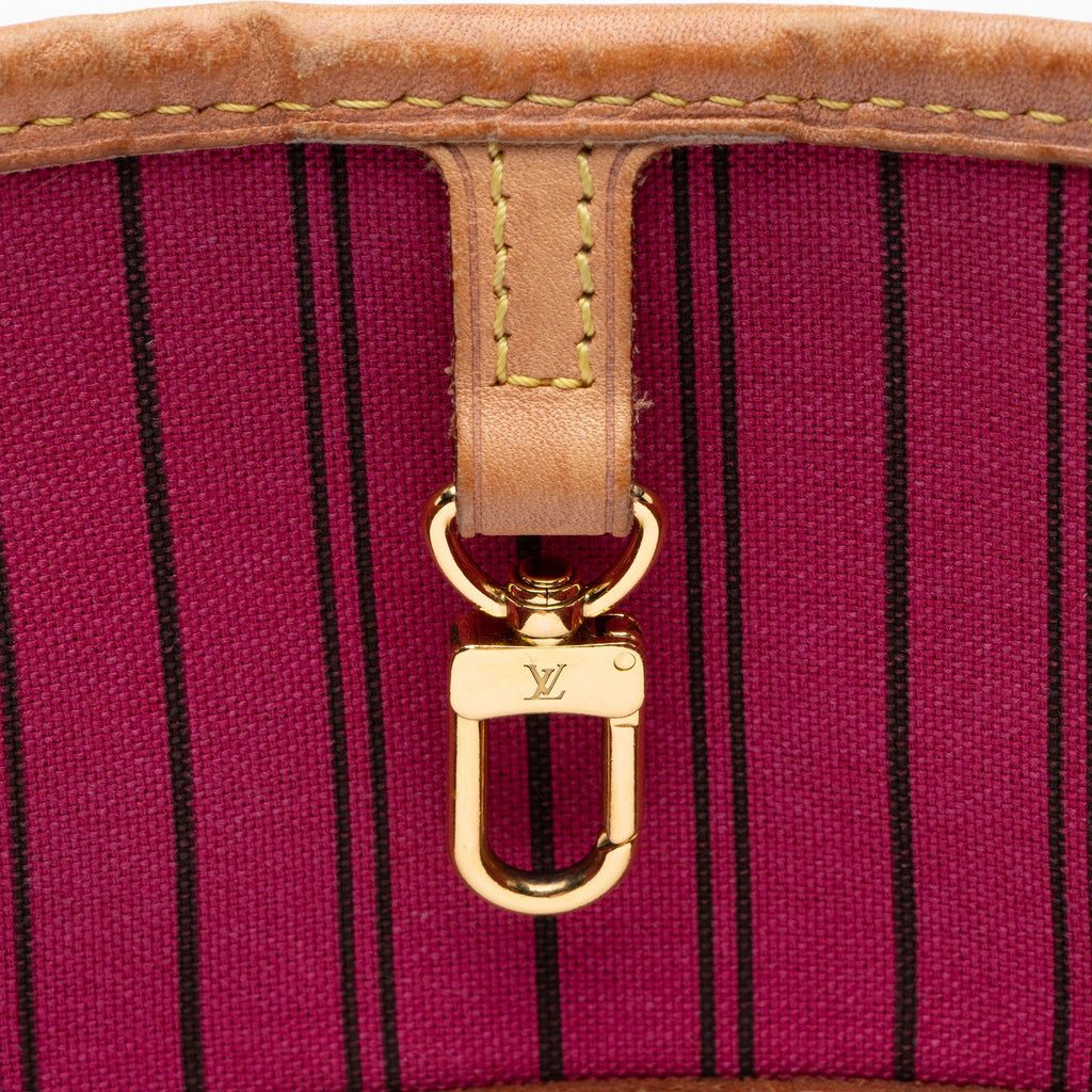 Louis Vuitton Monogram Canvas Neverfull MM Tote (SHF-ej2GA5)