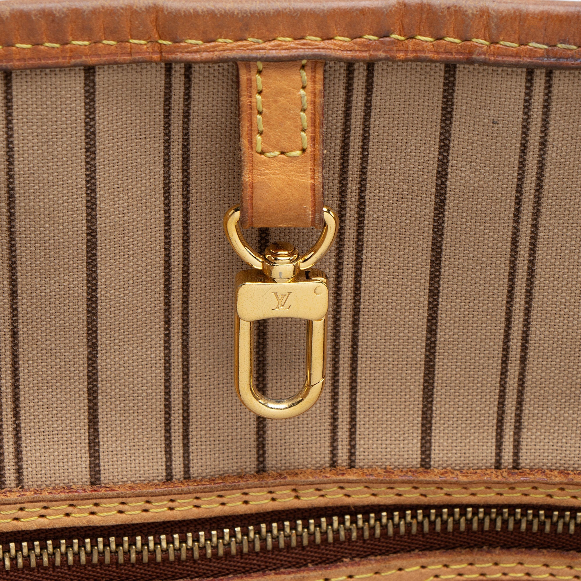 Louis Vuitton Monogram Canvas Neverfull MM Tote