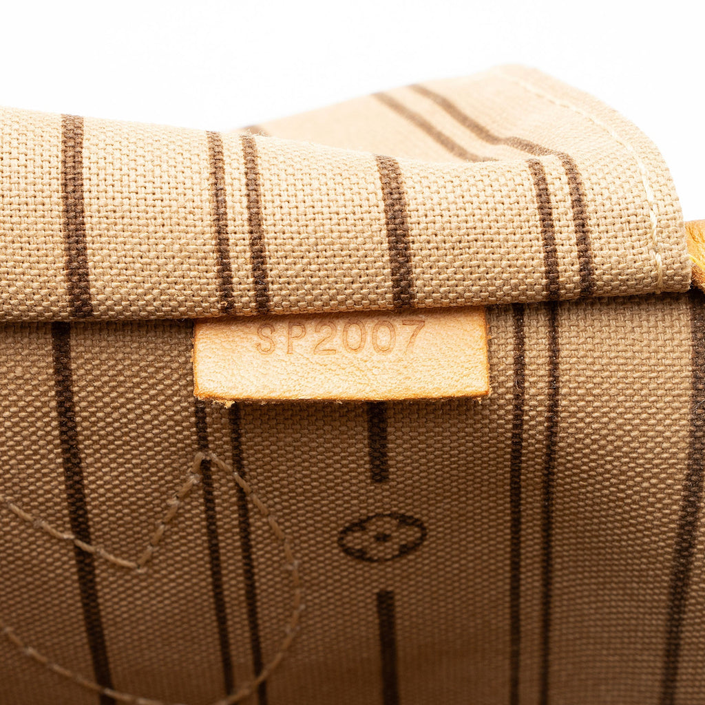 Louis Vuitton Monogram Canvas Neverfull MM Tote