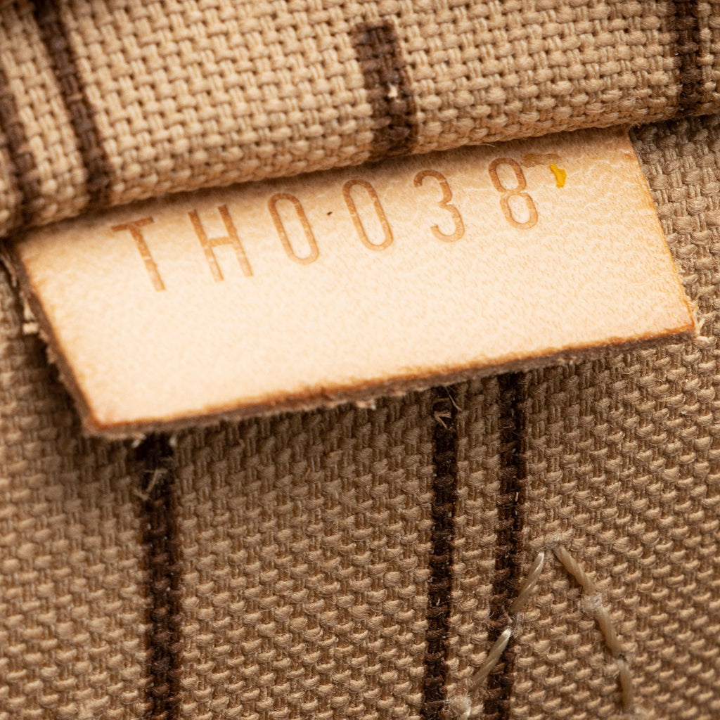 Louis Vuitton Monogram Canvas Neverfull PM Tote (SHF-22895)