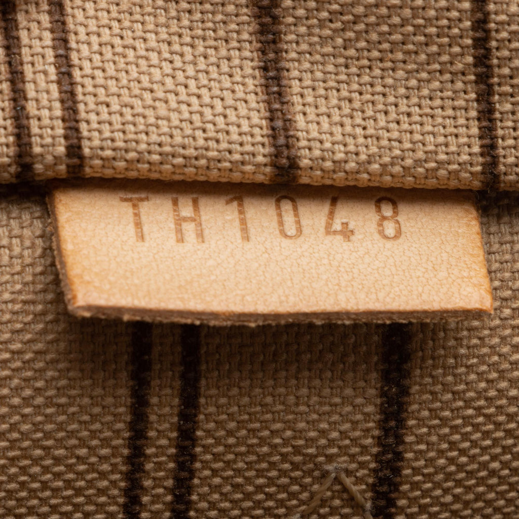 Louis Vuitton Monogram Canvas Neverfull PM Tote (SHF-wnq5bM)