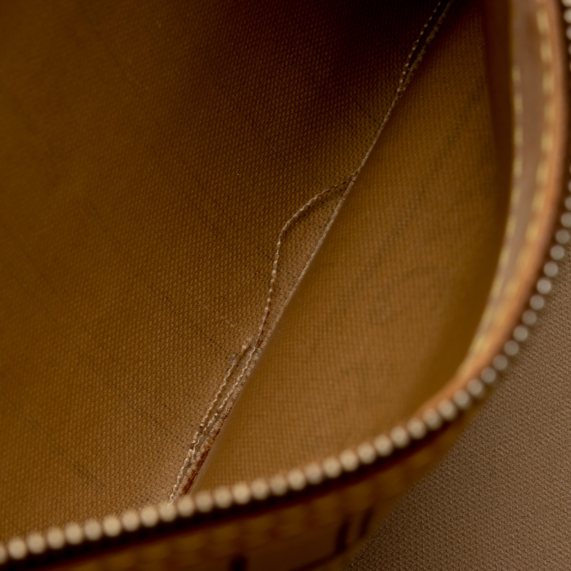 Louis Vuitton Monogram Canvas Neverfull PM Tote (SHF-s5qFrS)