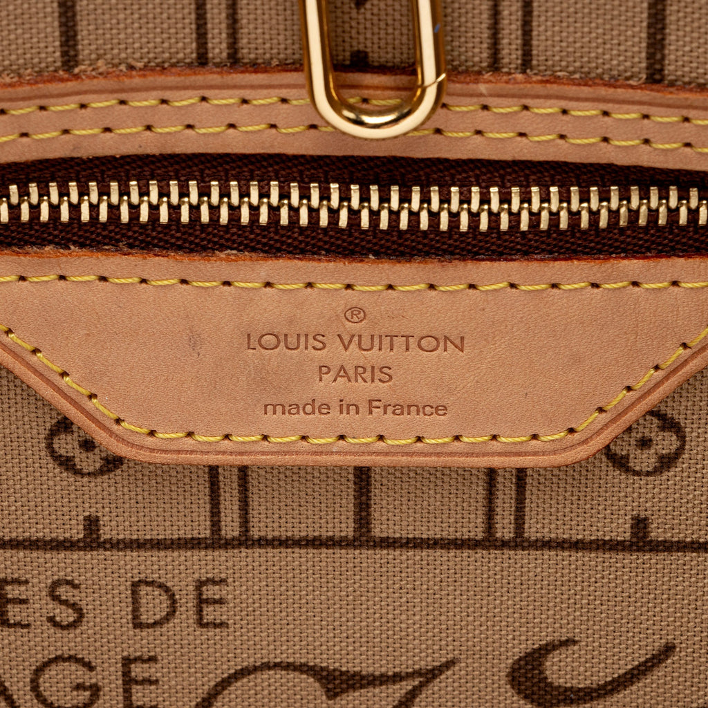Louis Vuitton Monogram Canvas Neverfull PM Tote (SHF-aV7xhL)