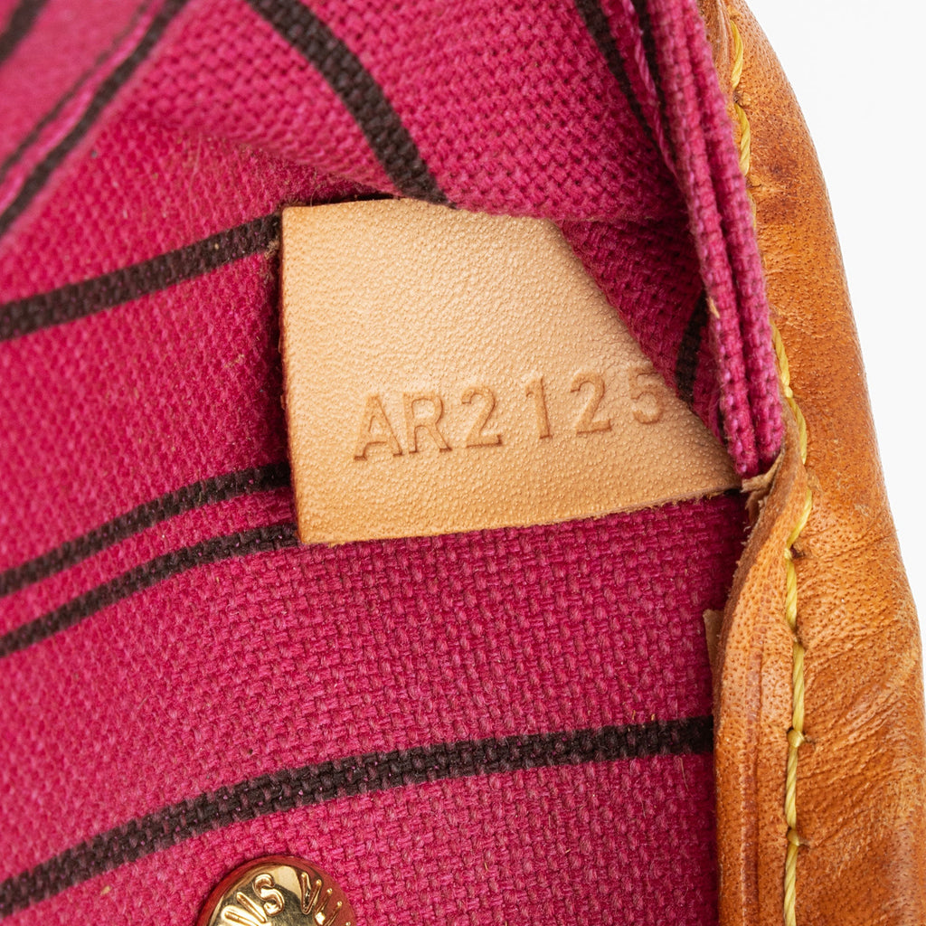 Louis Vuitton Monogram Canvas Neverfull PM Tote (SHF-5hwlQG)
