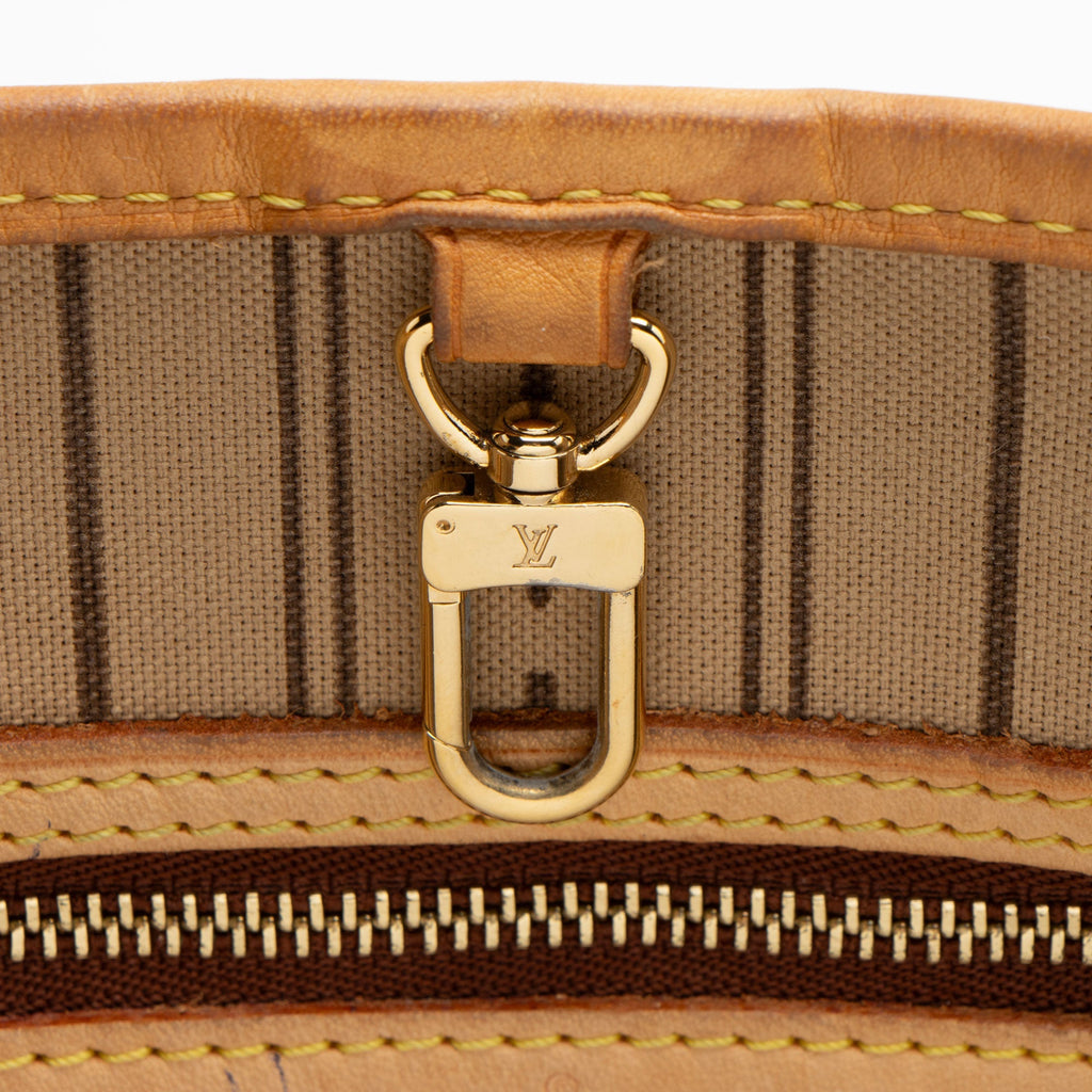 Louis Vuitton Monogram Canvas Neverfull PM Tote (SHF-FZ2BgE)