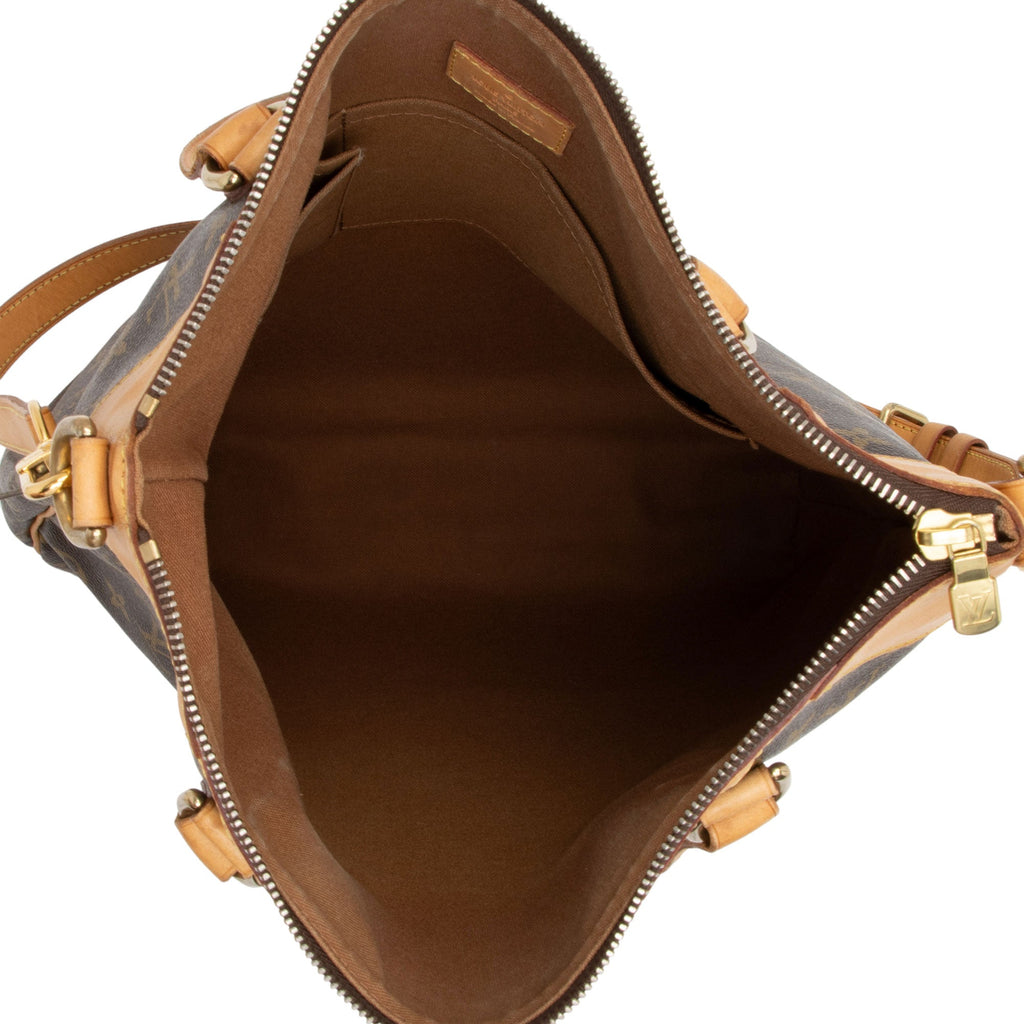 Louis Vuitton Monogram Canvas Odeon GM Shoulder Bag (SHF-Puhe6H)