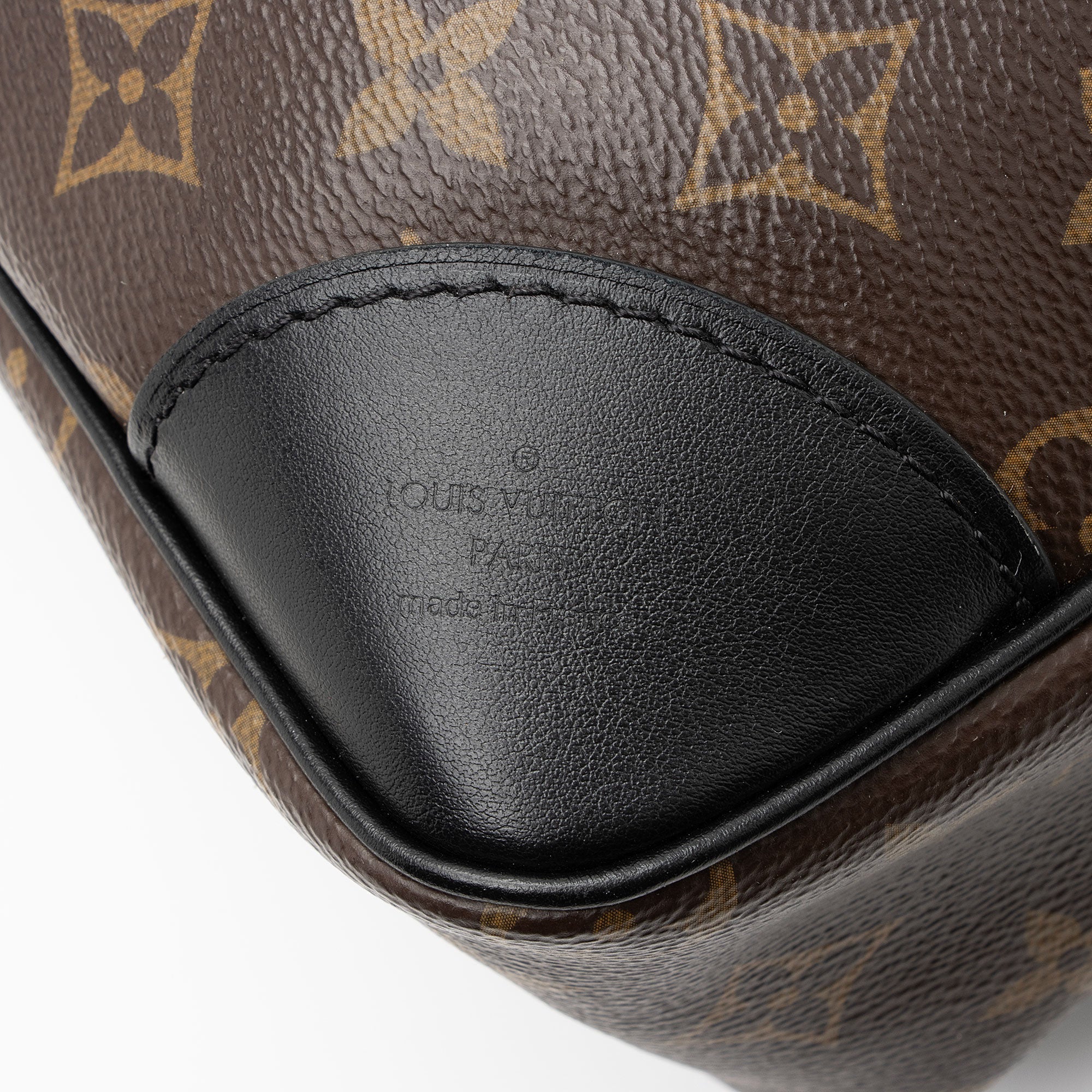 Louis Vuitton Monogram Canvas Odeon MM NM Shoulder Bag