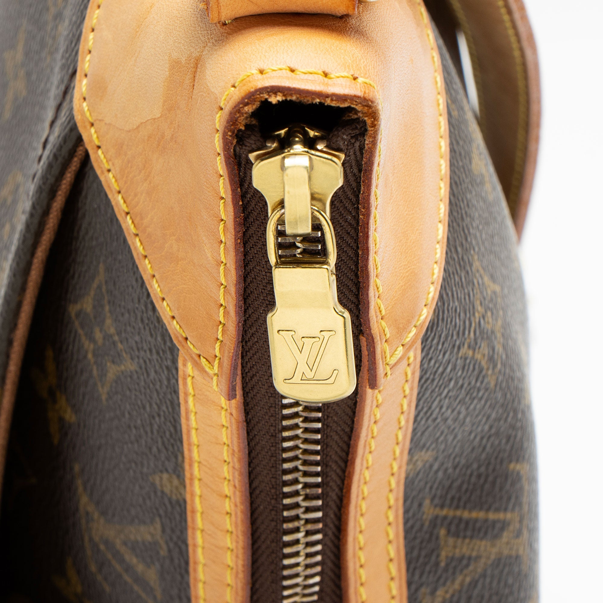 Louis Vuitton Monogram Canvas Odeon MM Shoulder Bag