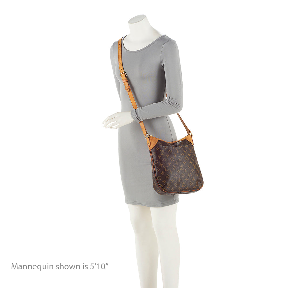 Louis Vuitton Monogram Canvas Odeon PM Shoulder Bag (SHF-19810)
