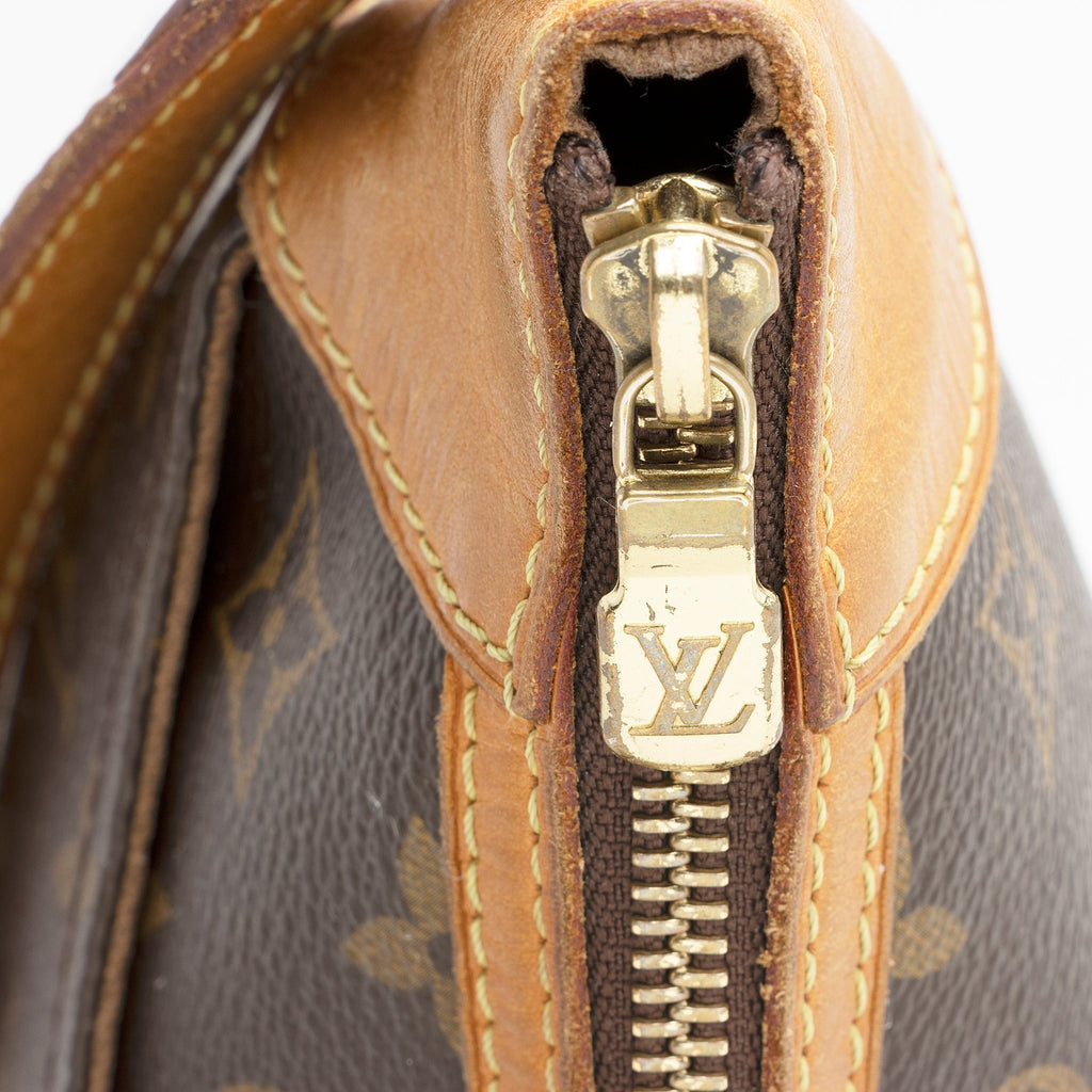 Louis Vuitton Monogram Canvas Odeon PM Shoulder Bag (SHF-22536)