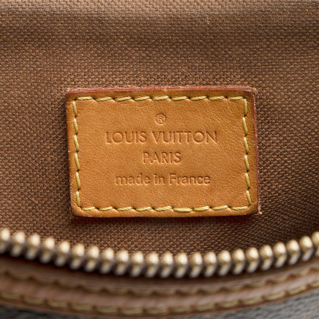 Louis Vuitton Monogram Canvas Odeon PM Shoulder Bag (SHF-22536)