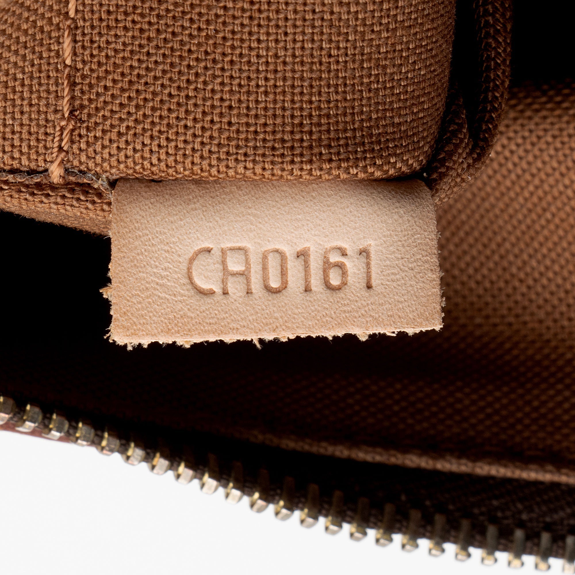 Louis Vuitton Monogram Canvas Odeon PM Shoulder Bag (SHF-EAfcm3)