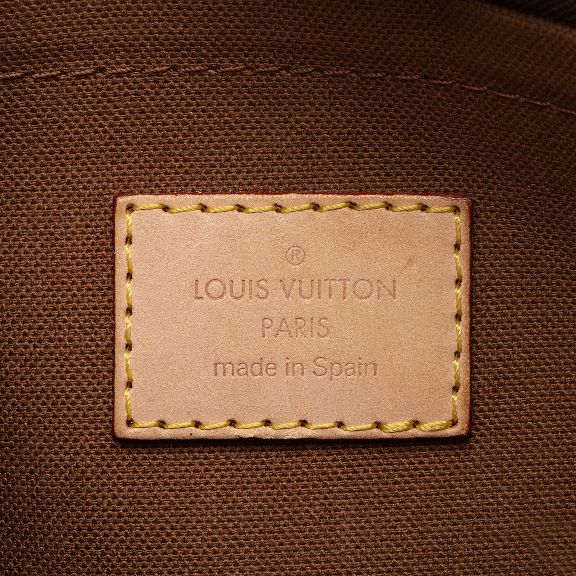 Louis Vuitton Monogram Canvas Odeon PM Shoulder Bag (SHF-YQeYO0)