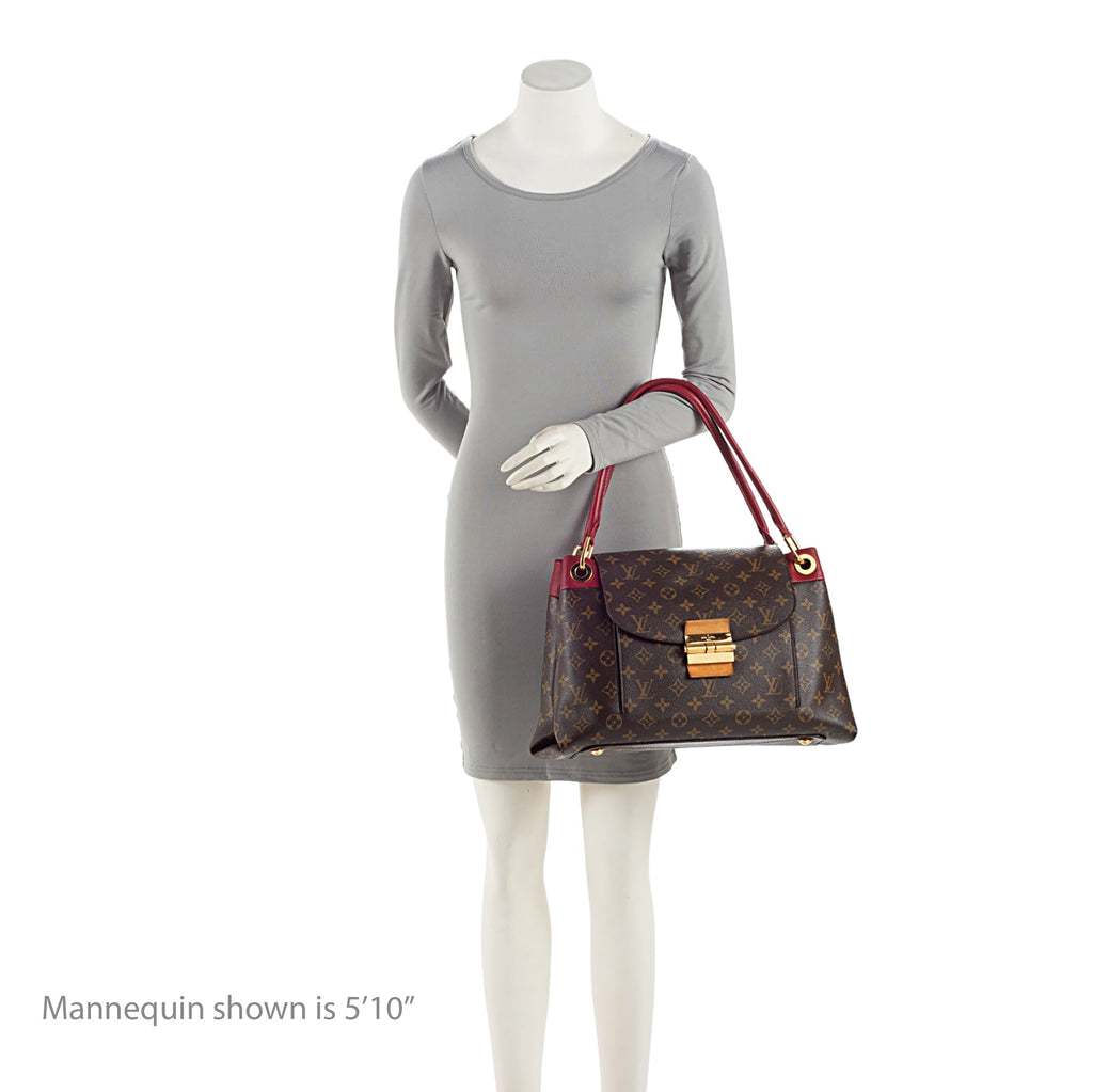 Louis Vuitton Monogram Canvas Olympe Bag (SHF-8PpYpW)