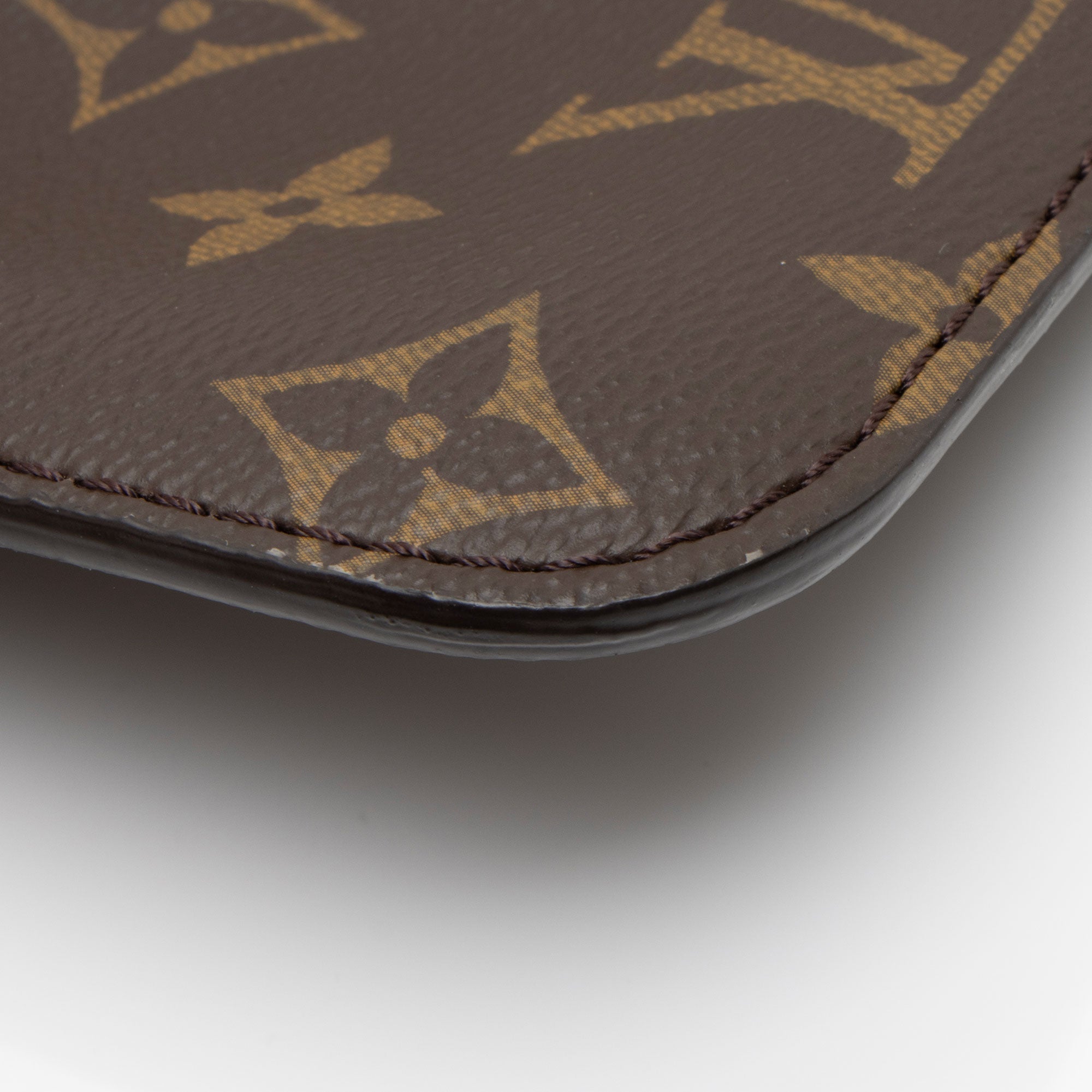 Louis Vuitton Monogram Canvas PM Pochette (SHF-yNfIYE)