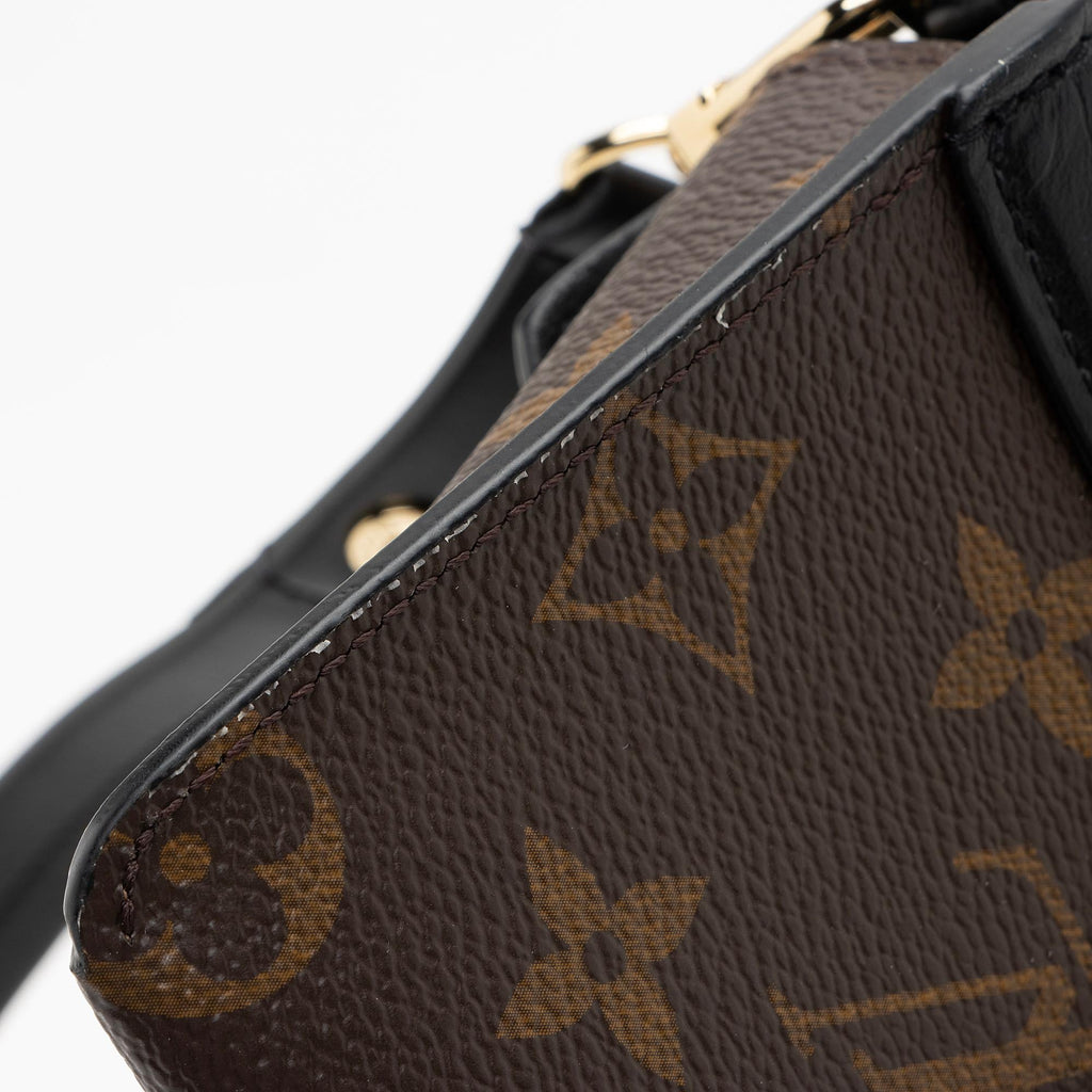 Louis Vuitton Monogram Canvas Padlock on Strap (SHF-22456)