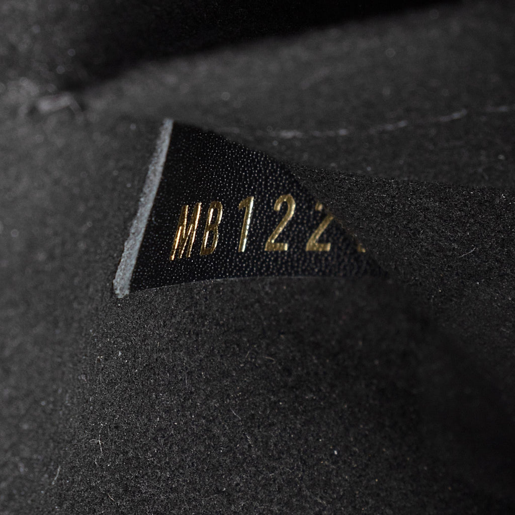Louis Vuitton Monogram Canvas Padlock on Strap (SHF-qEAVXe)